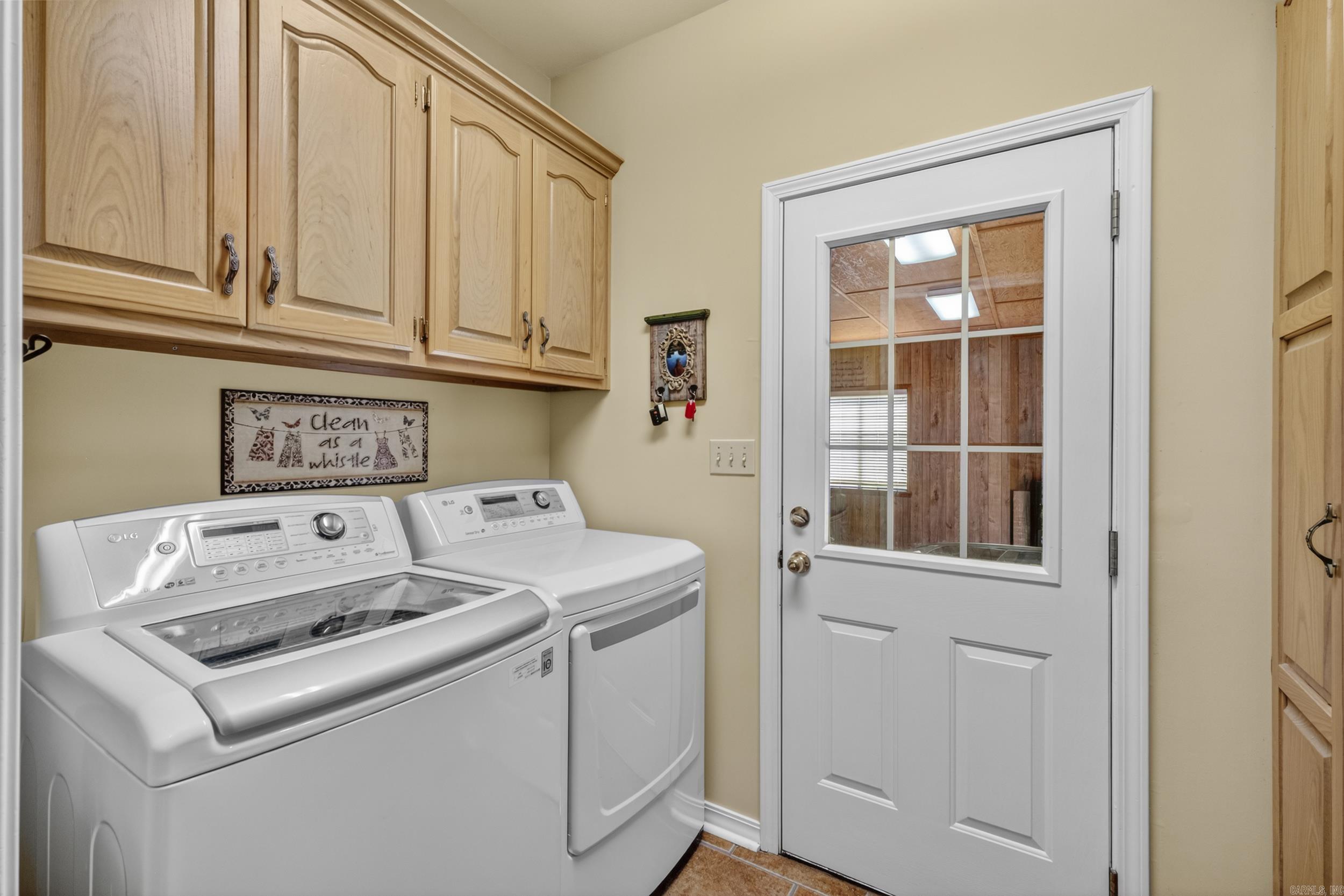 601 Live Oak