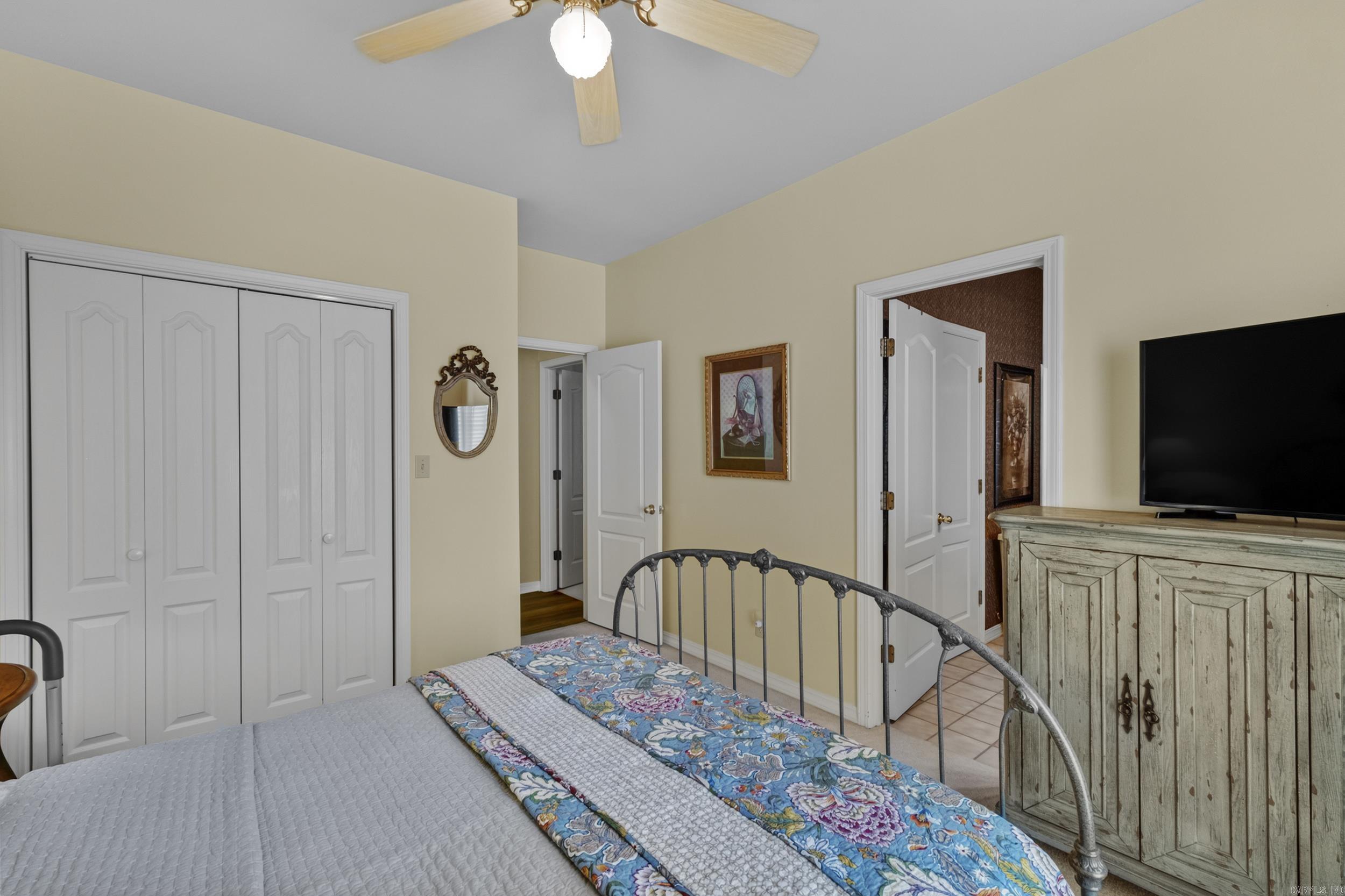 601 Live Oak