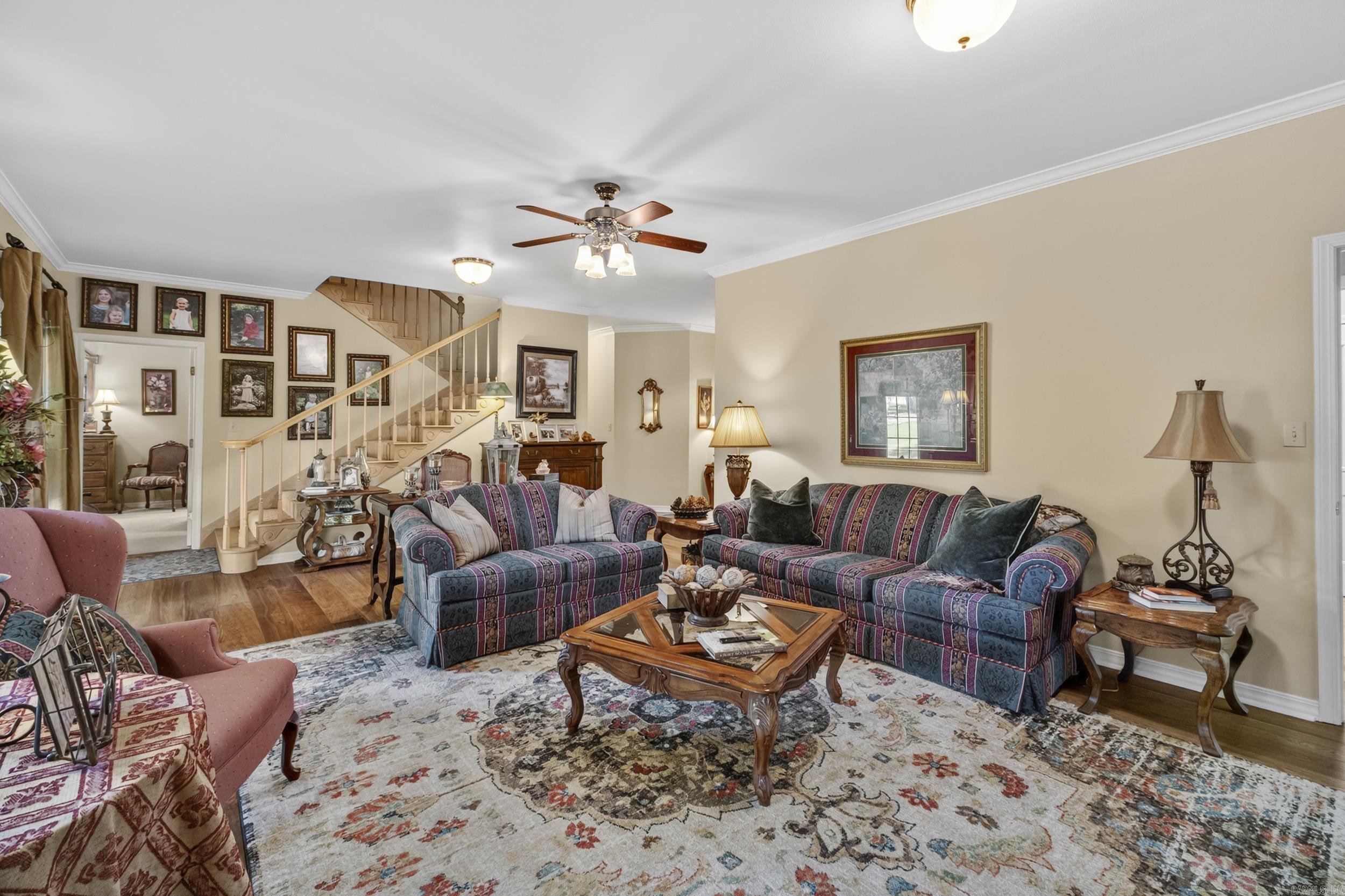601 Live Oak