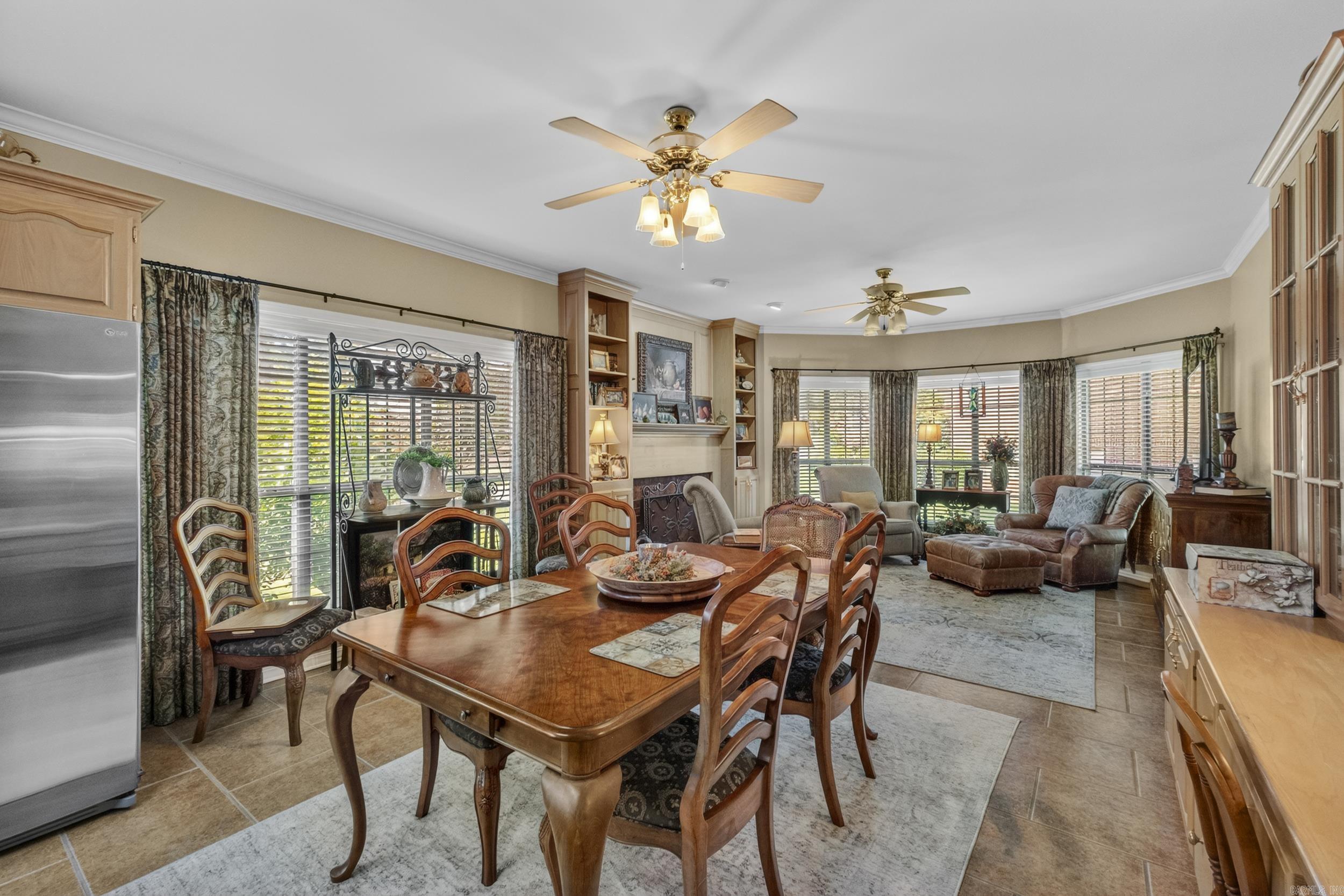 601 Live Oak