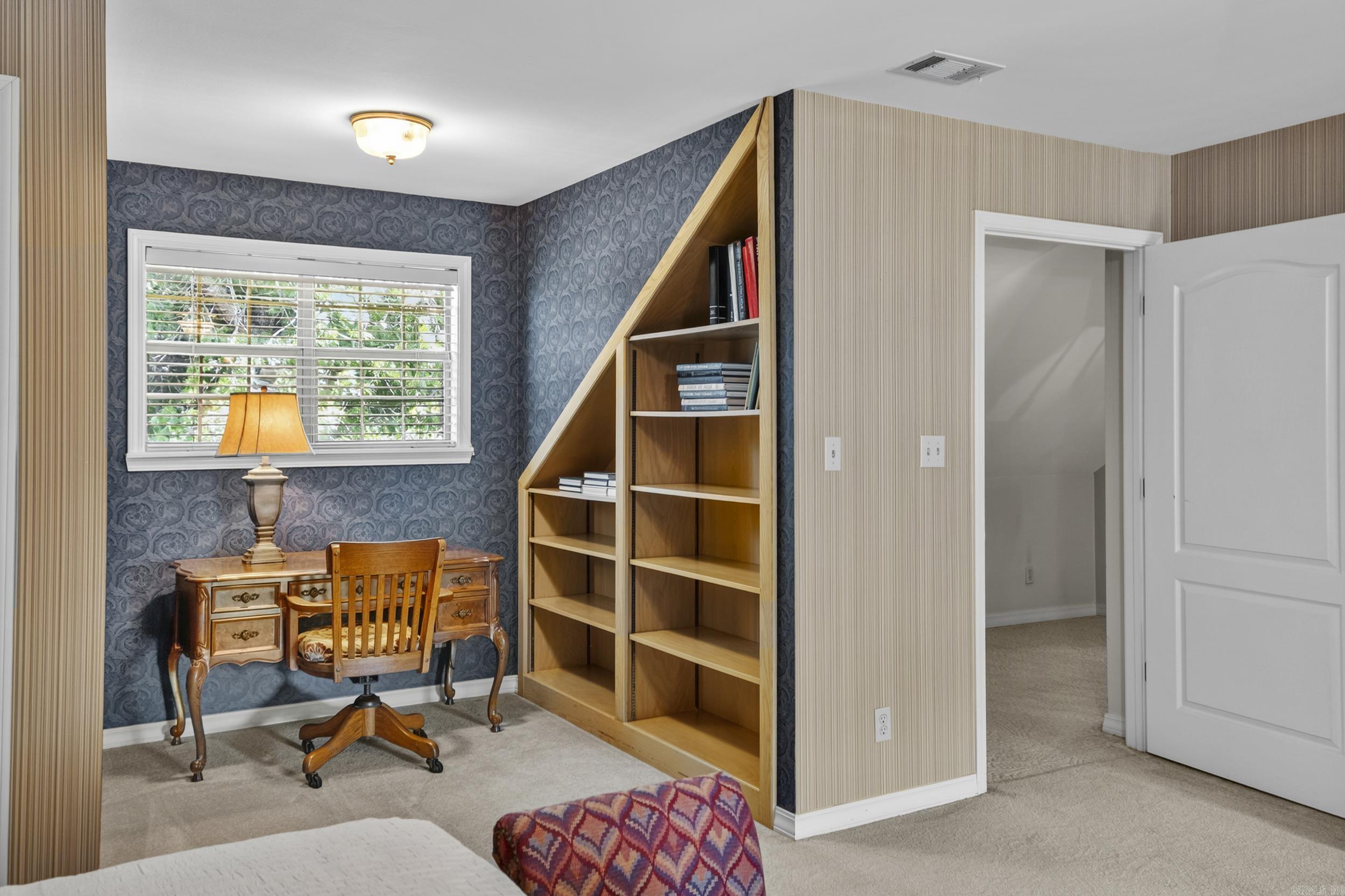 601 Live Oak