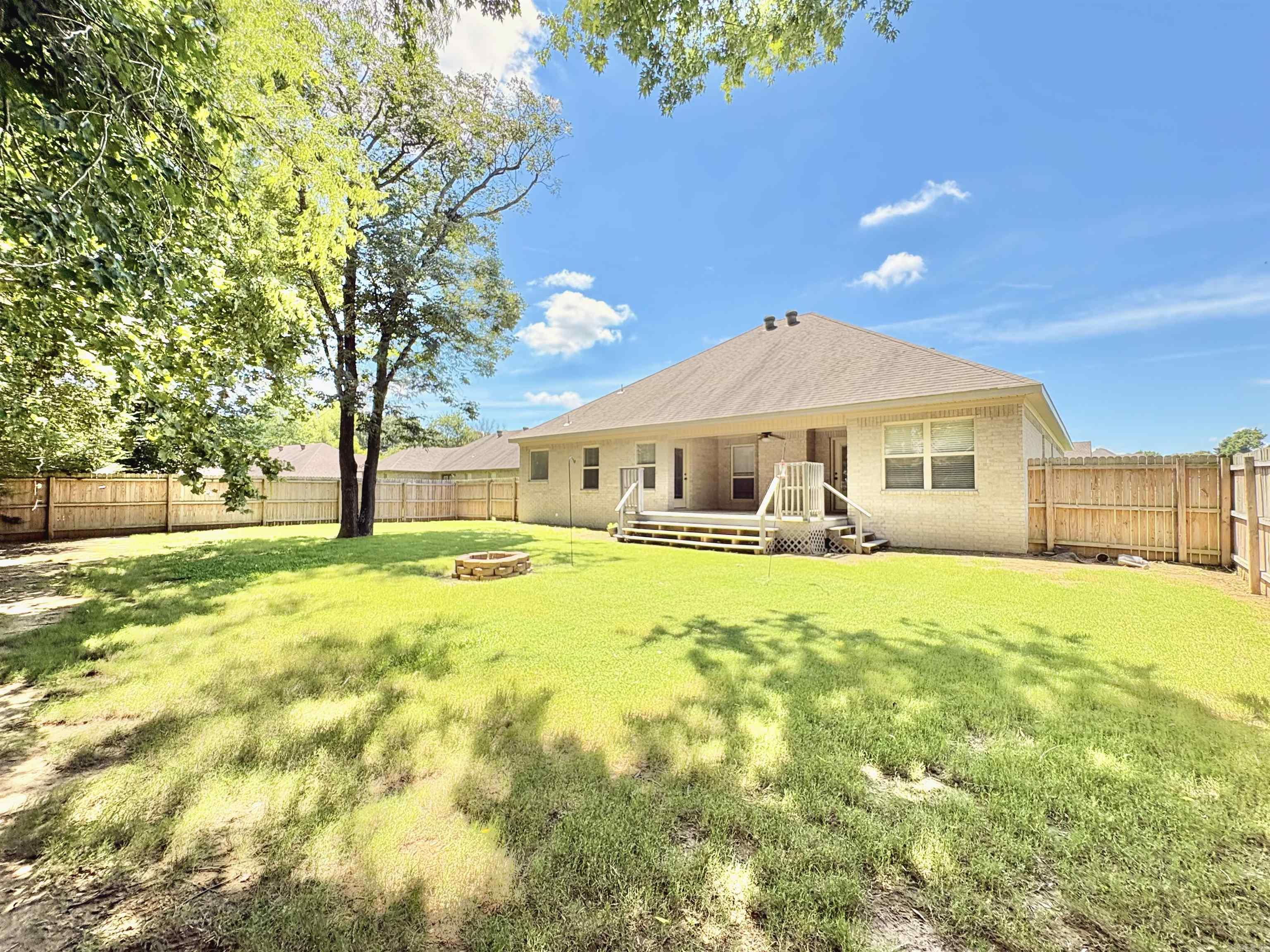 40 Southwind Boulevard
