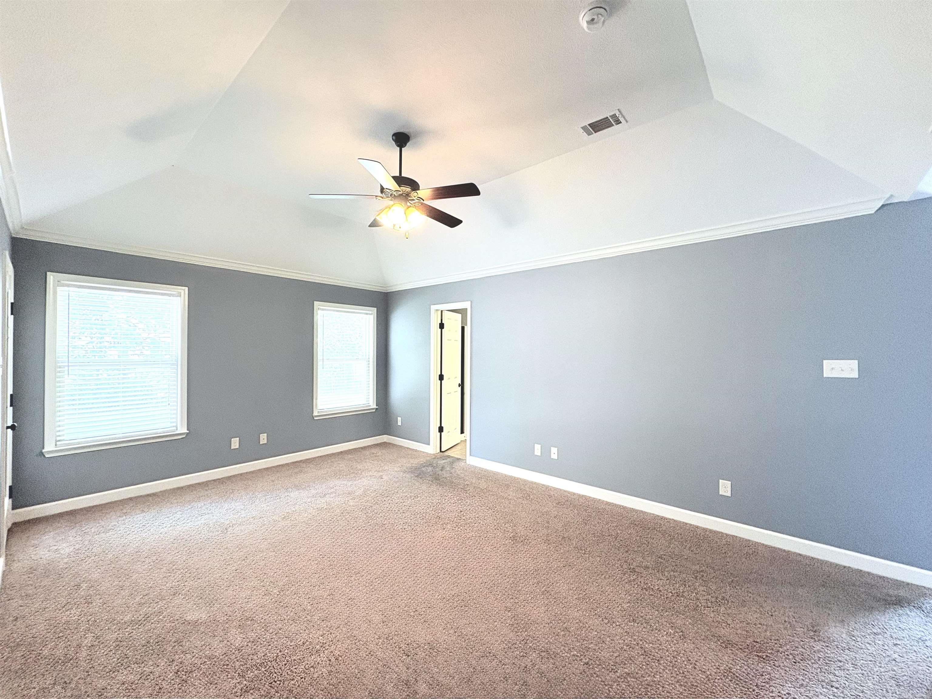 40 Southwind Boulevard