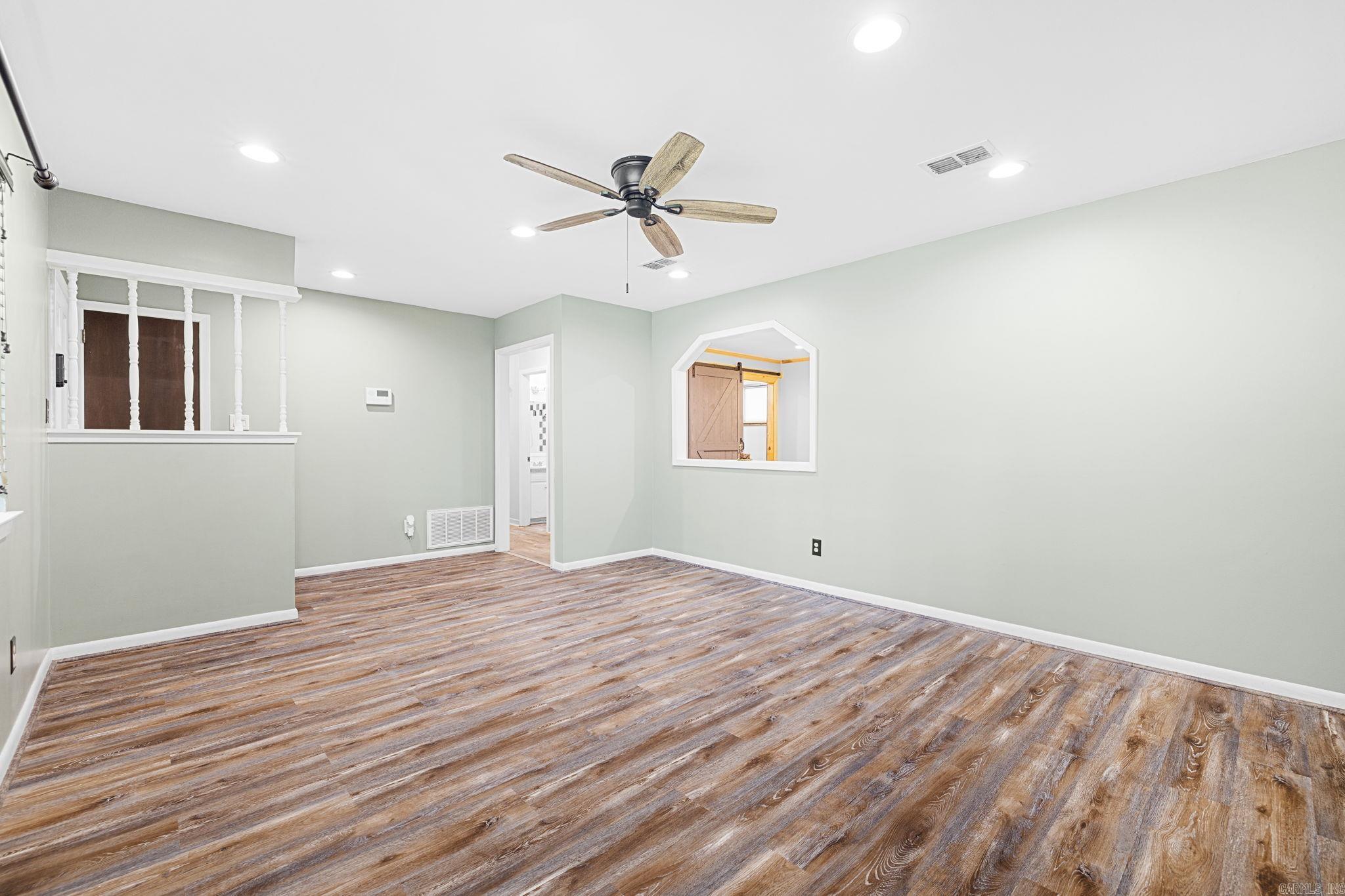 516 E Elm Street