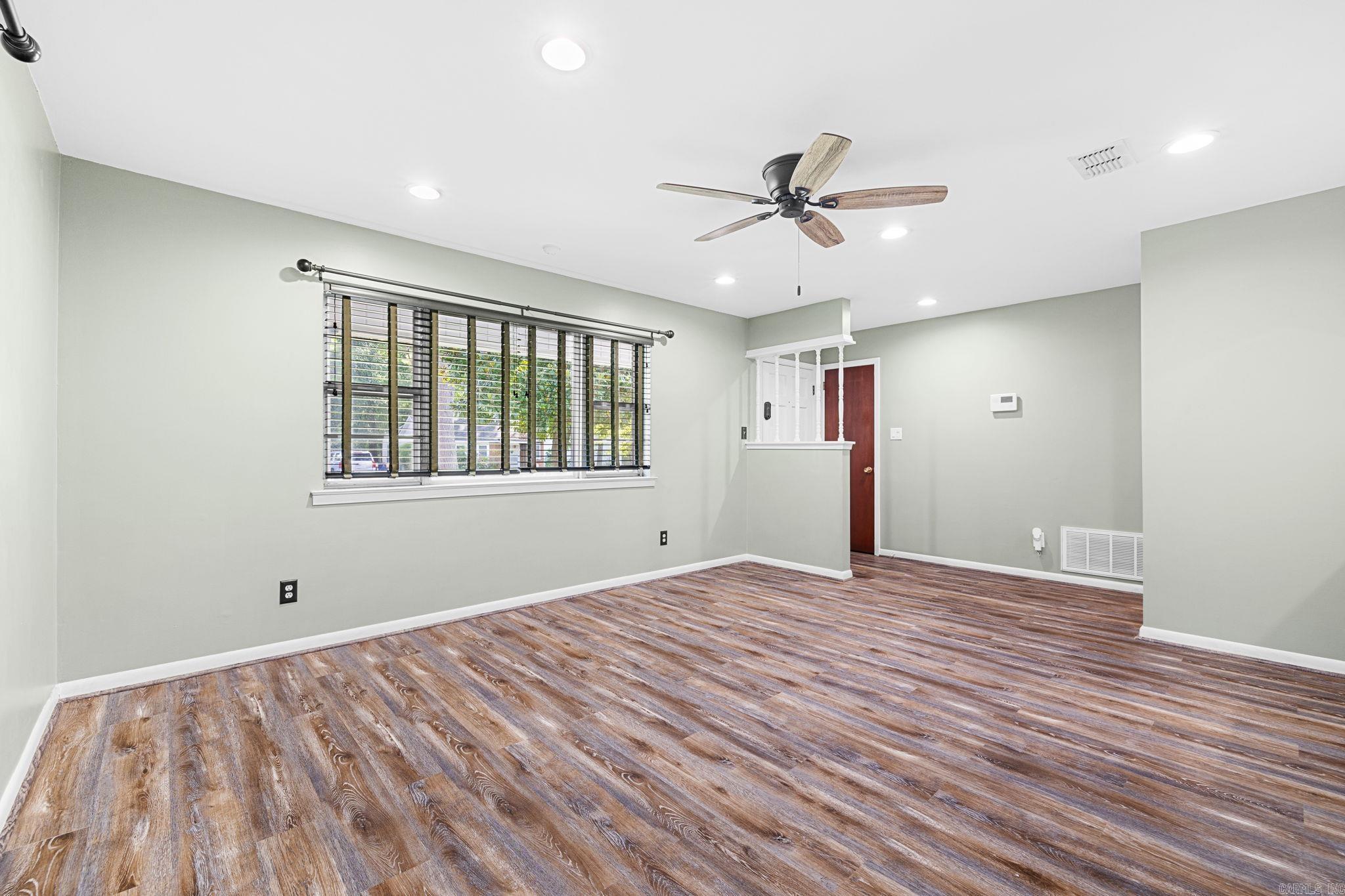 516 E Elm Street