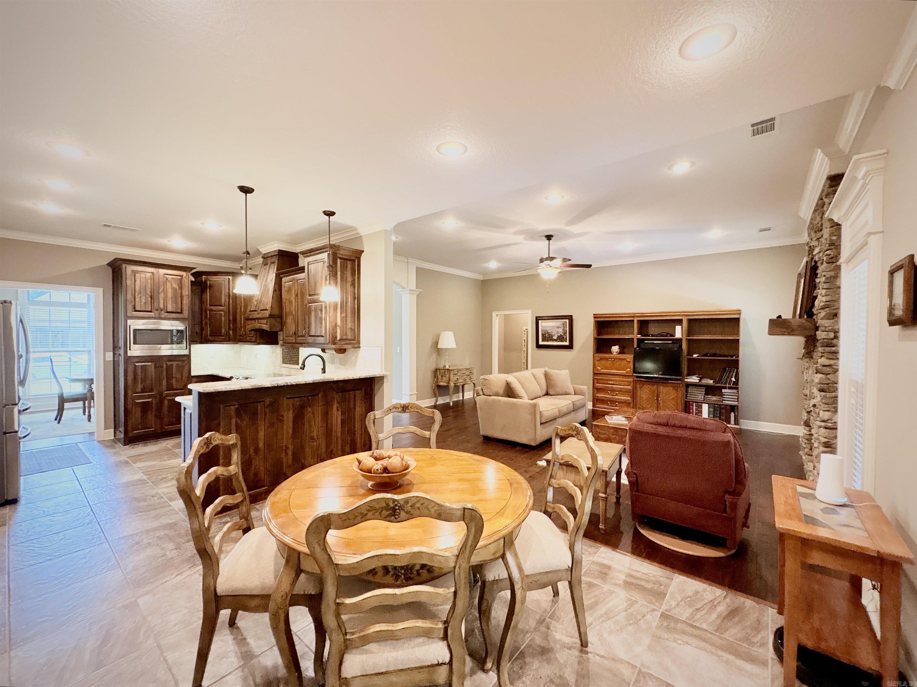 2307 Valley Drive