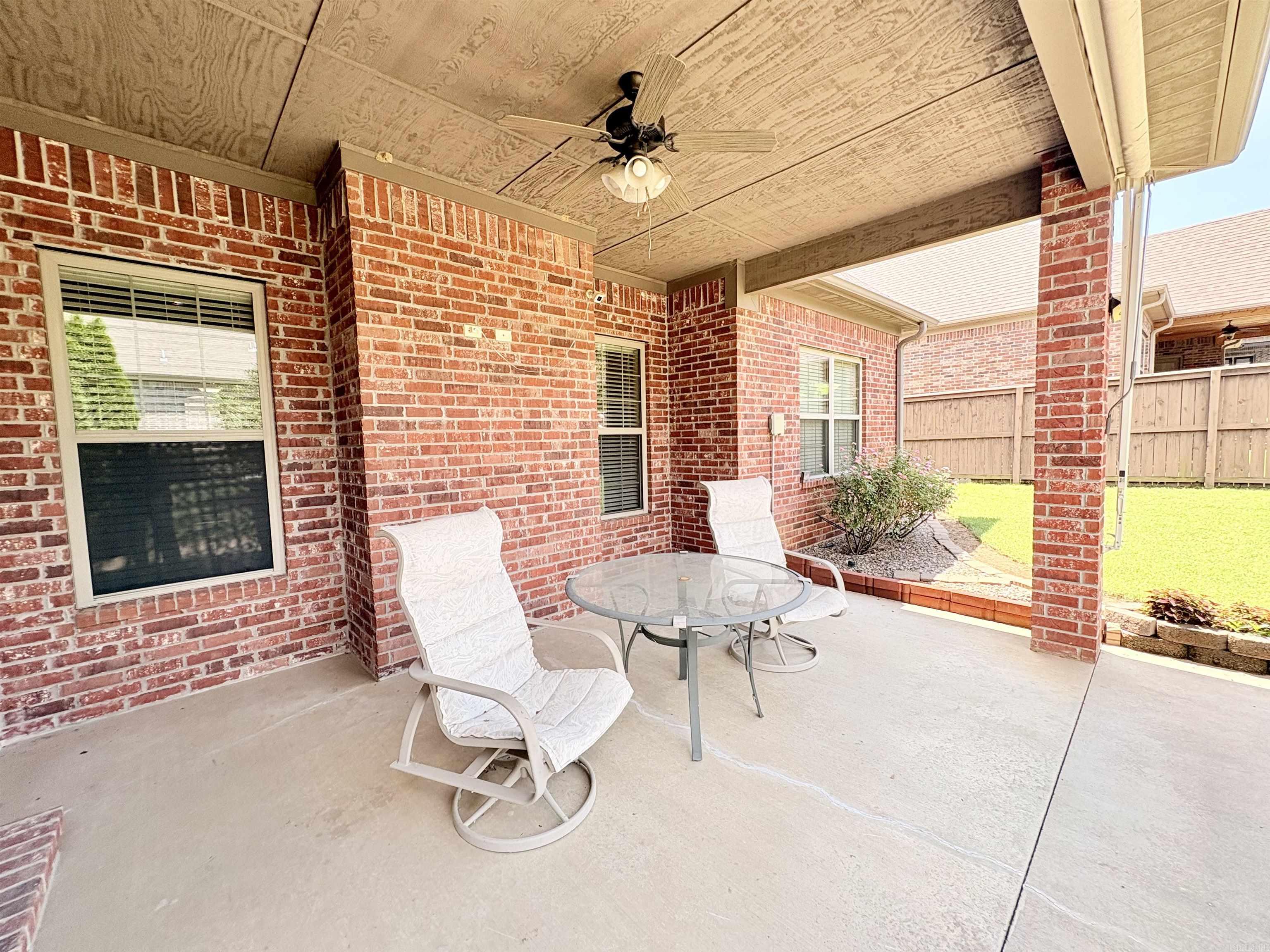 2307 Valley Drive