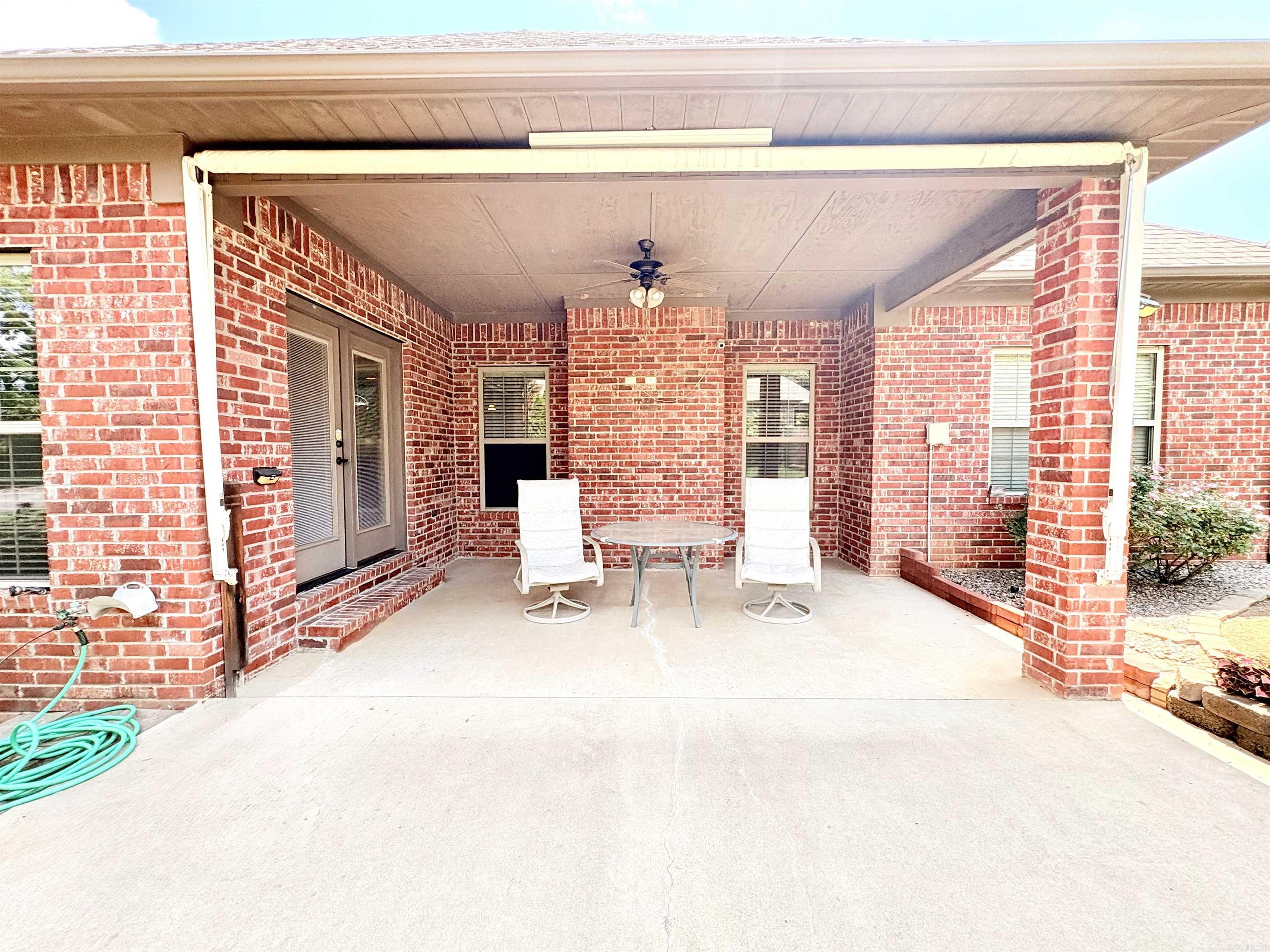 2307 Valley Drive
