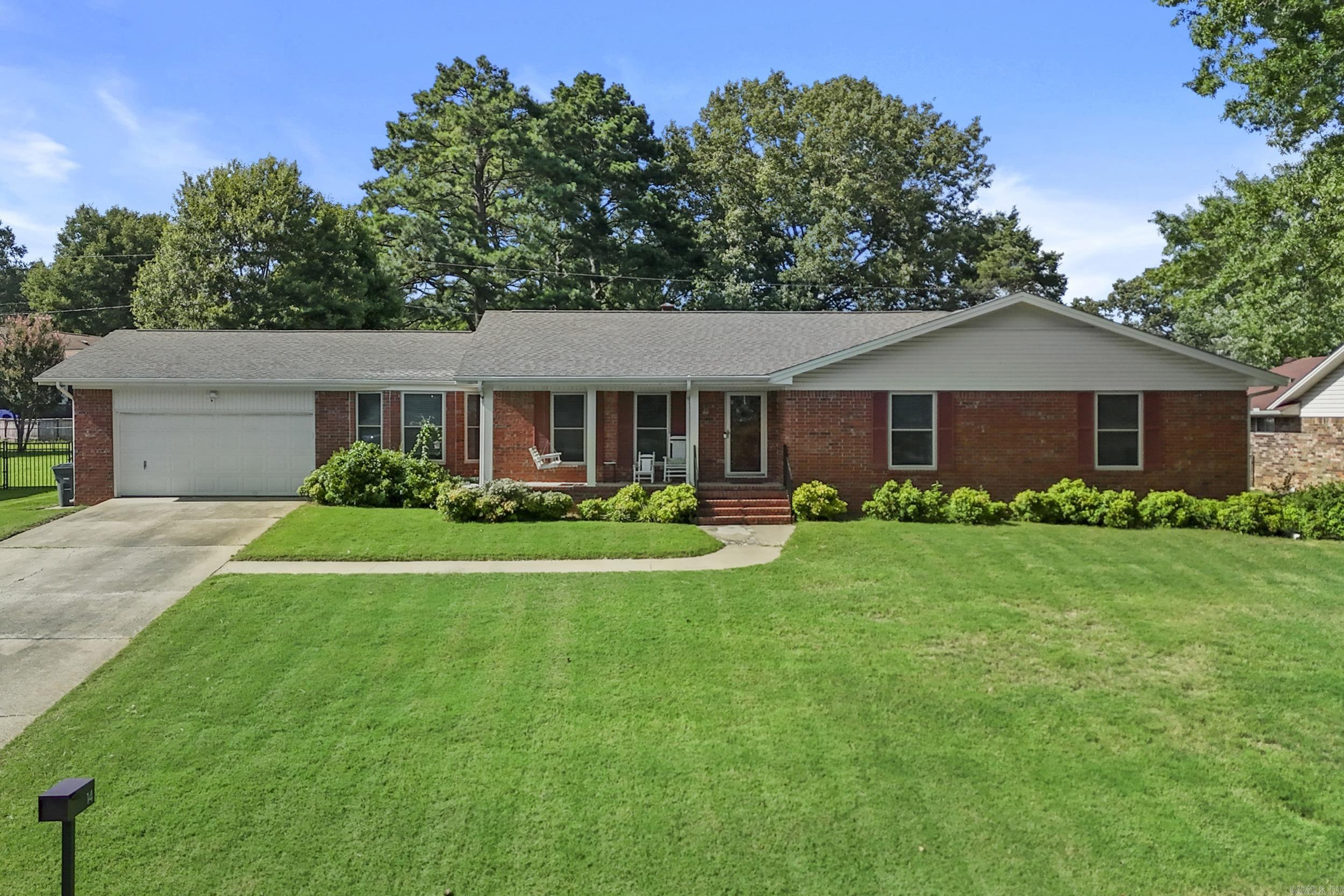 14 Jenny Lynne Drive