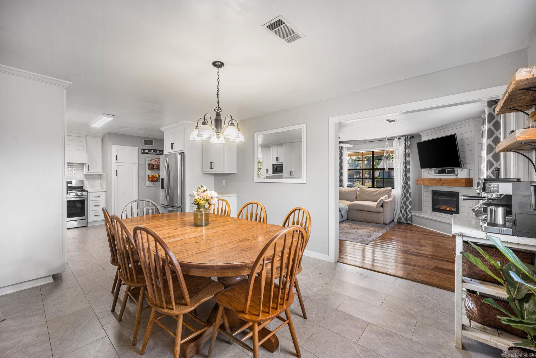18 Sherwood Loop