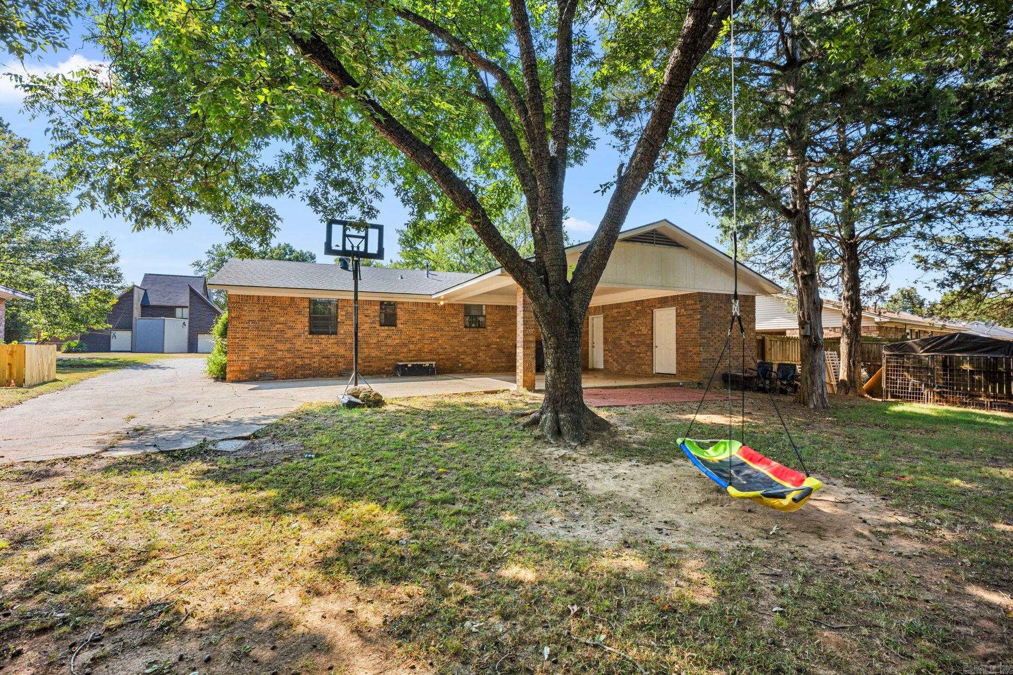 18 Sherwood Loop