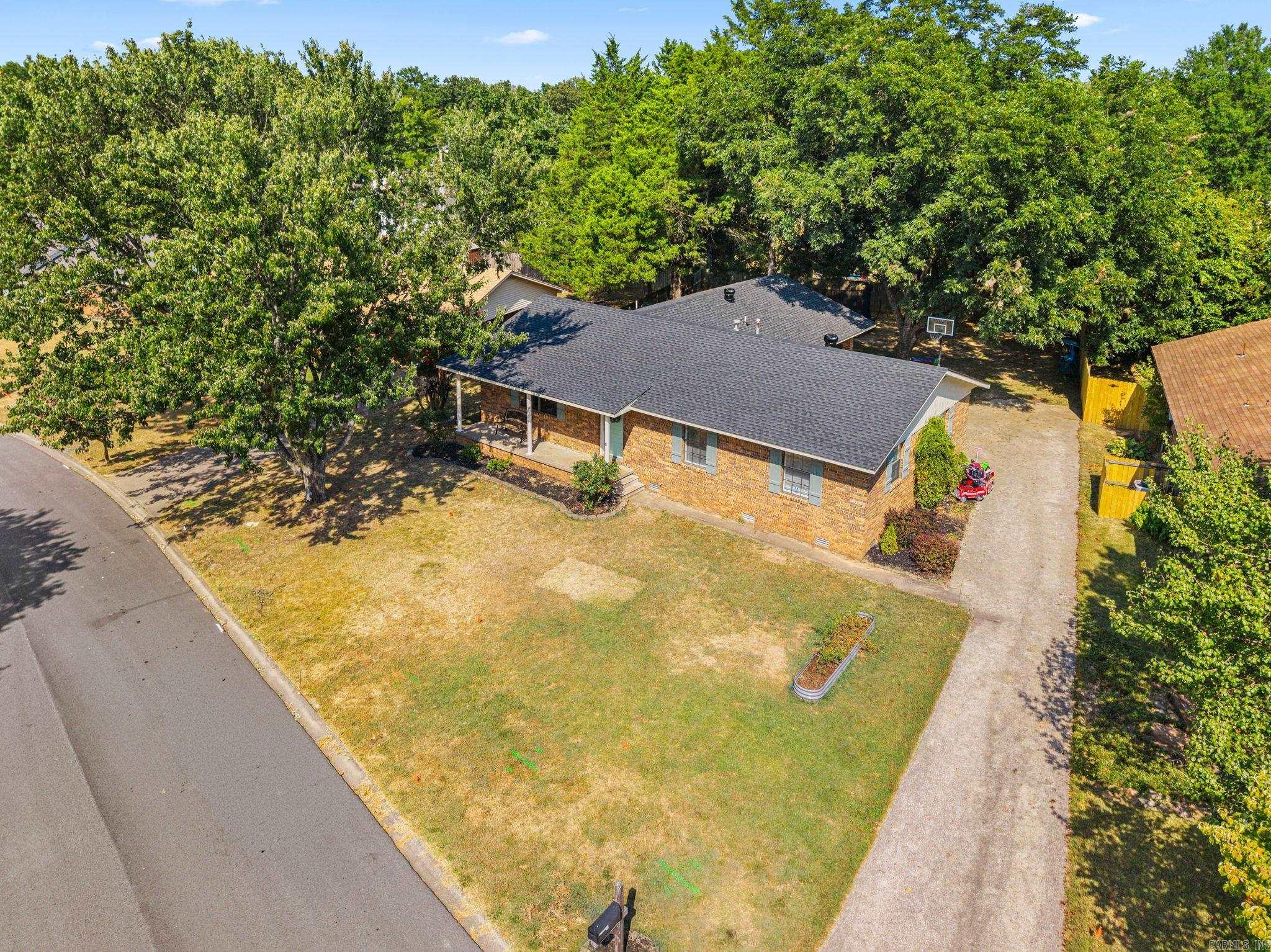 18 Sherwood Loop