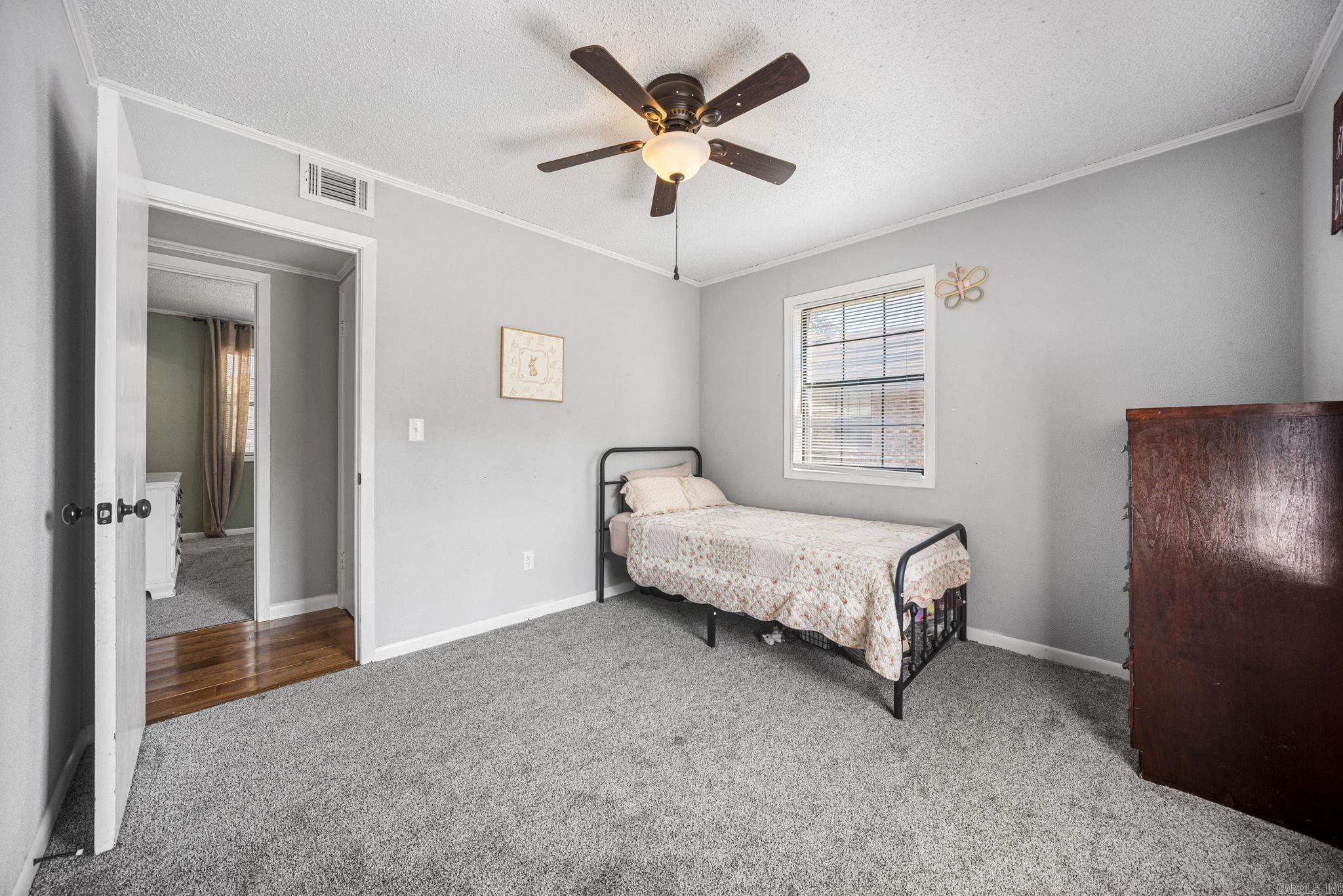 18 Sherwood Loop