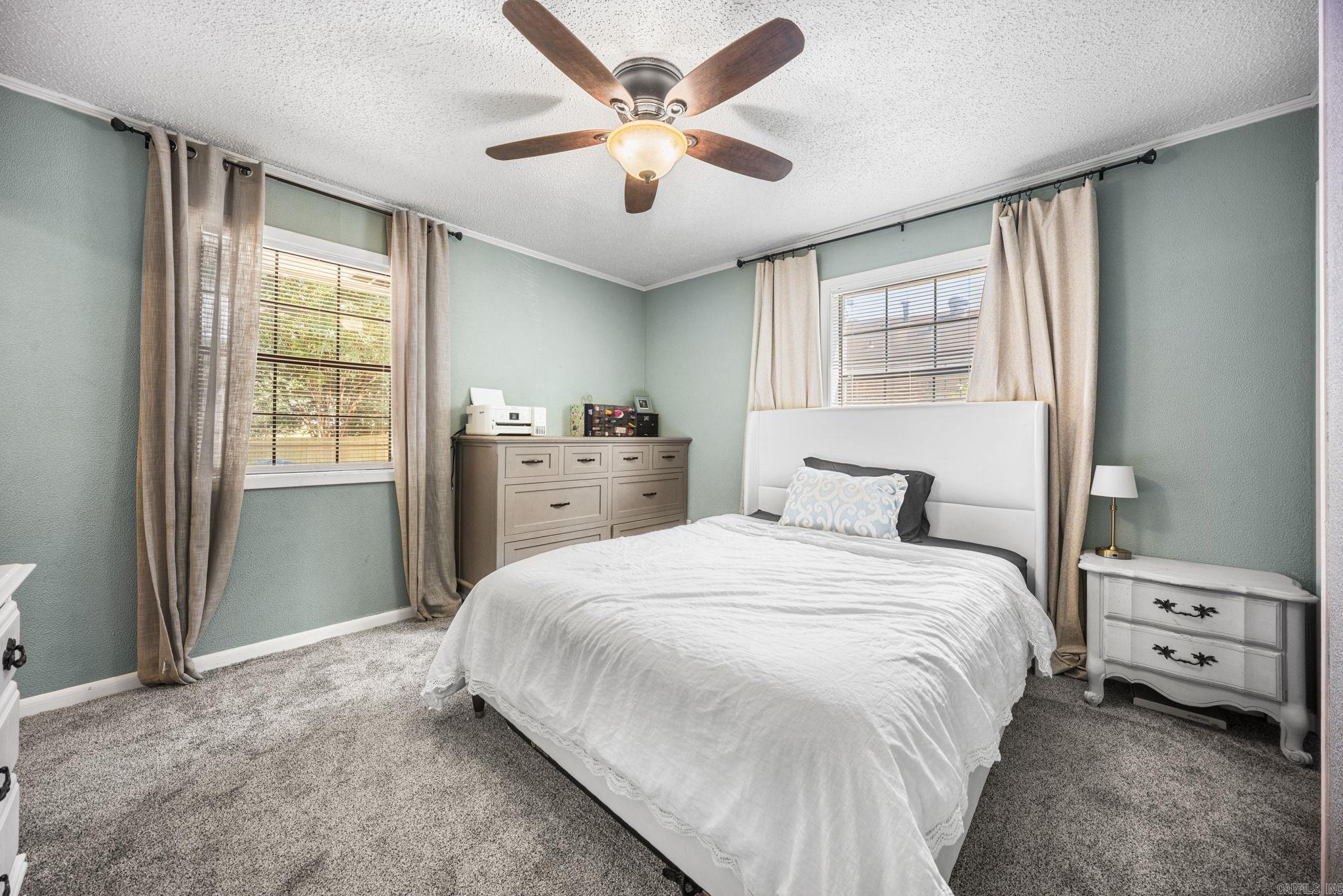 18 Sherwood Loop