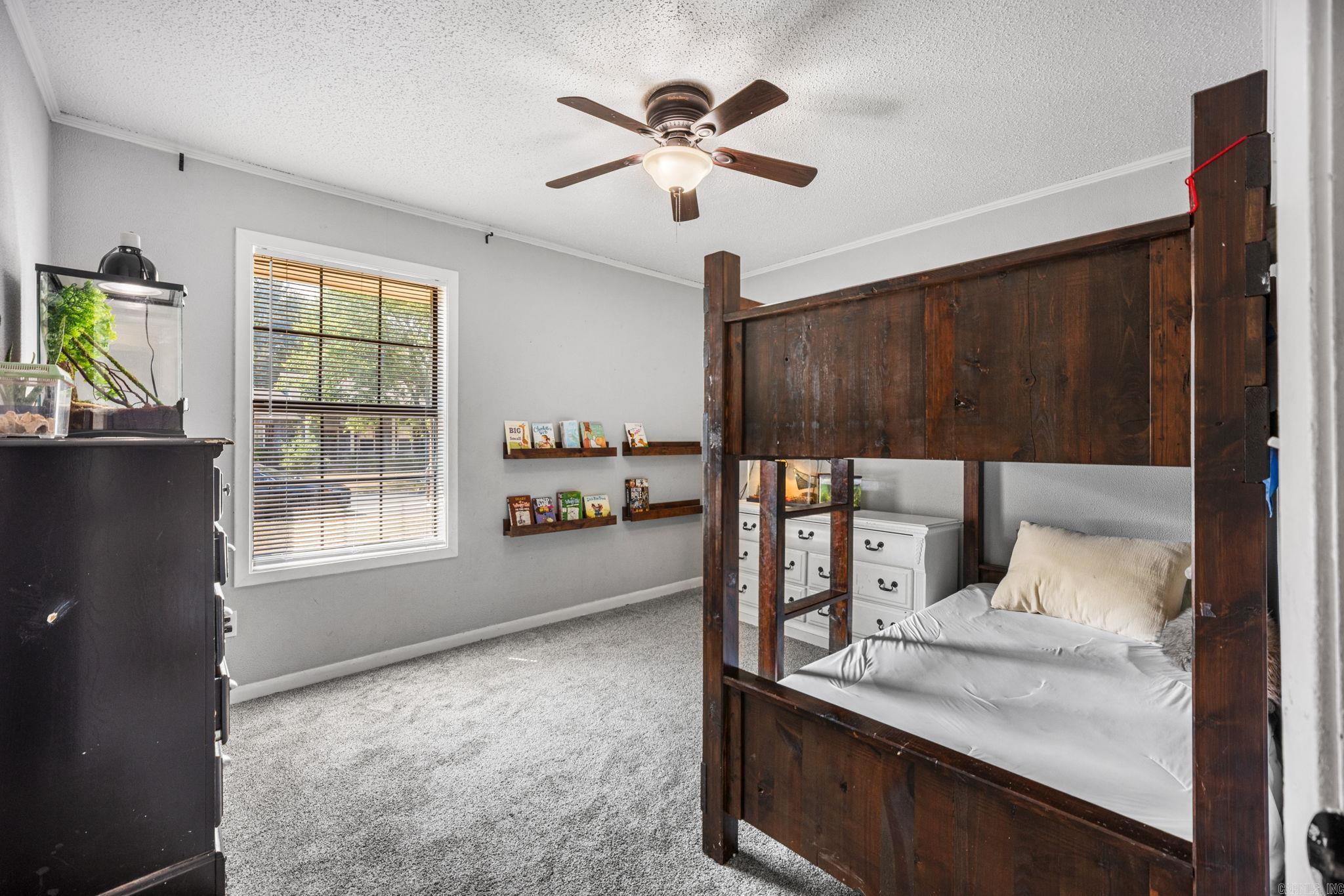 18 Sherwood Loop