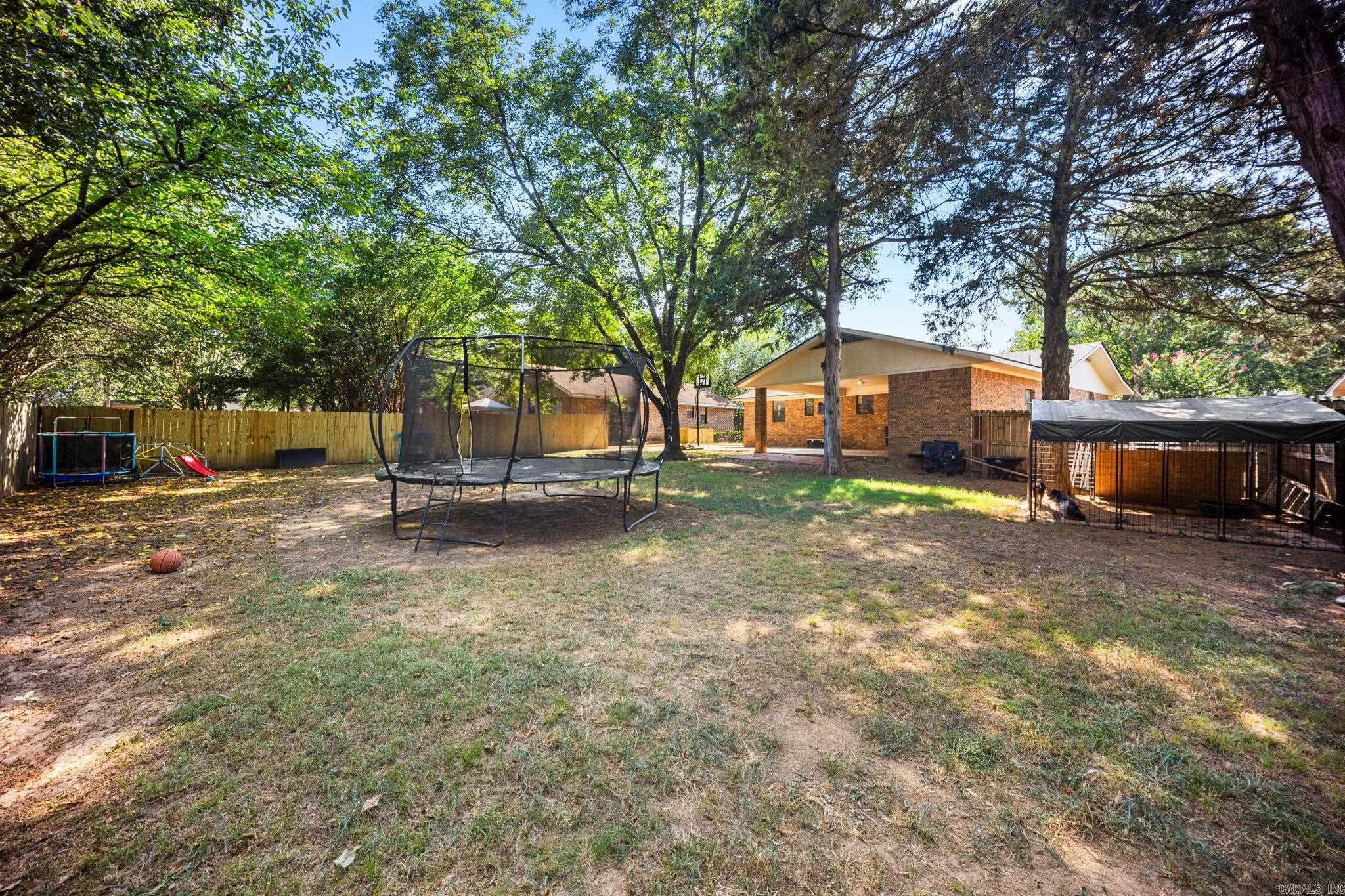 18 Sherwood Loop