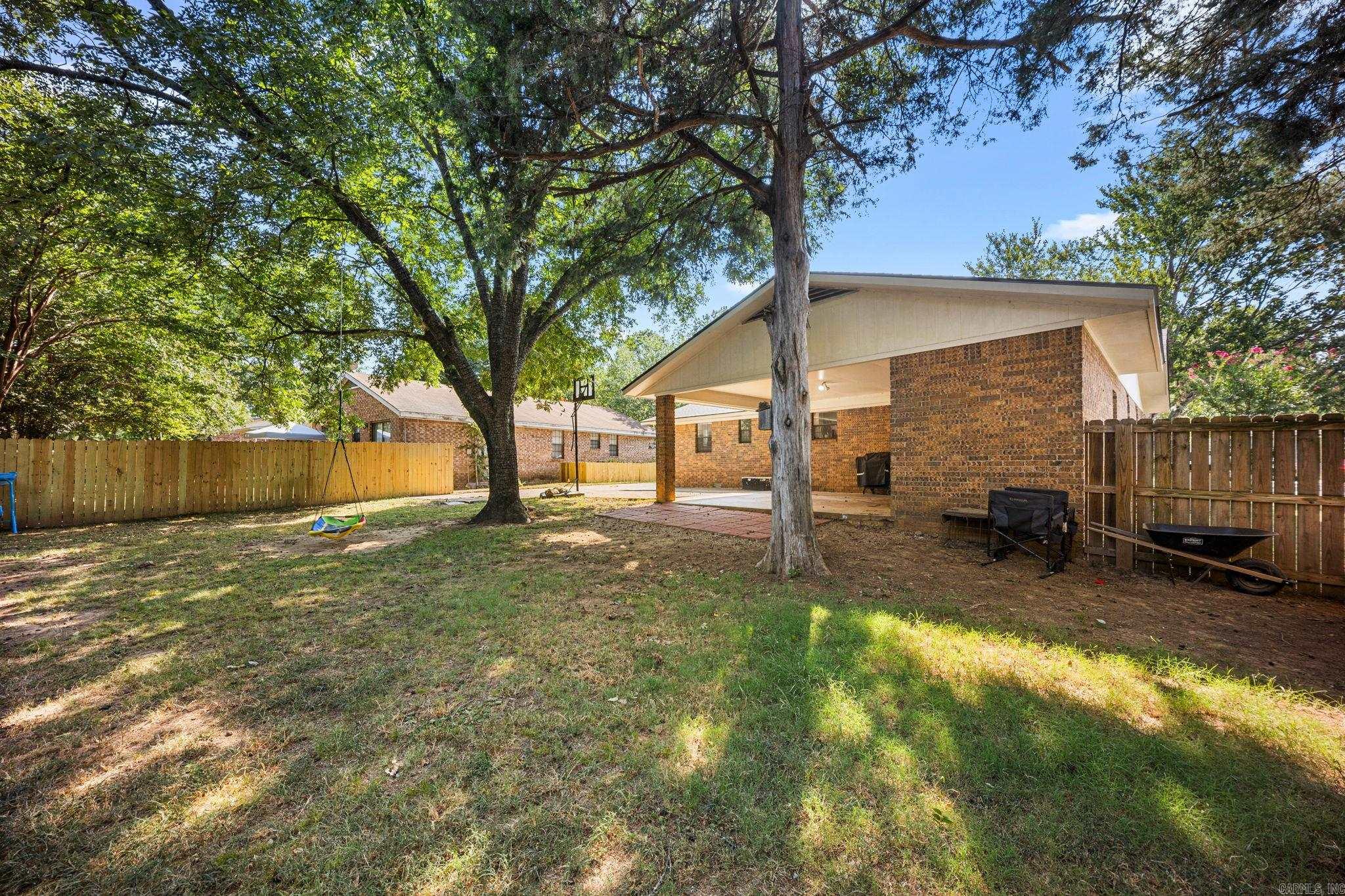 18 Sherwood Loop