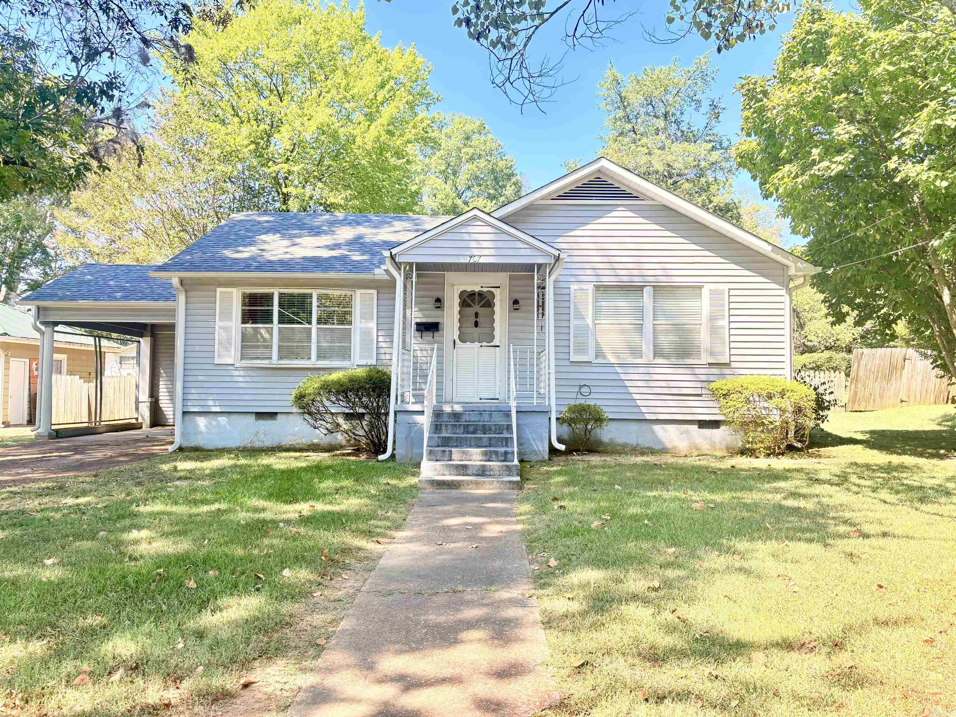 707 N Cedar Street