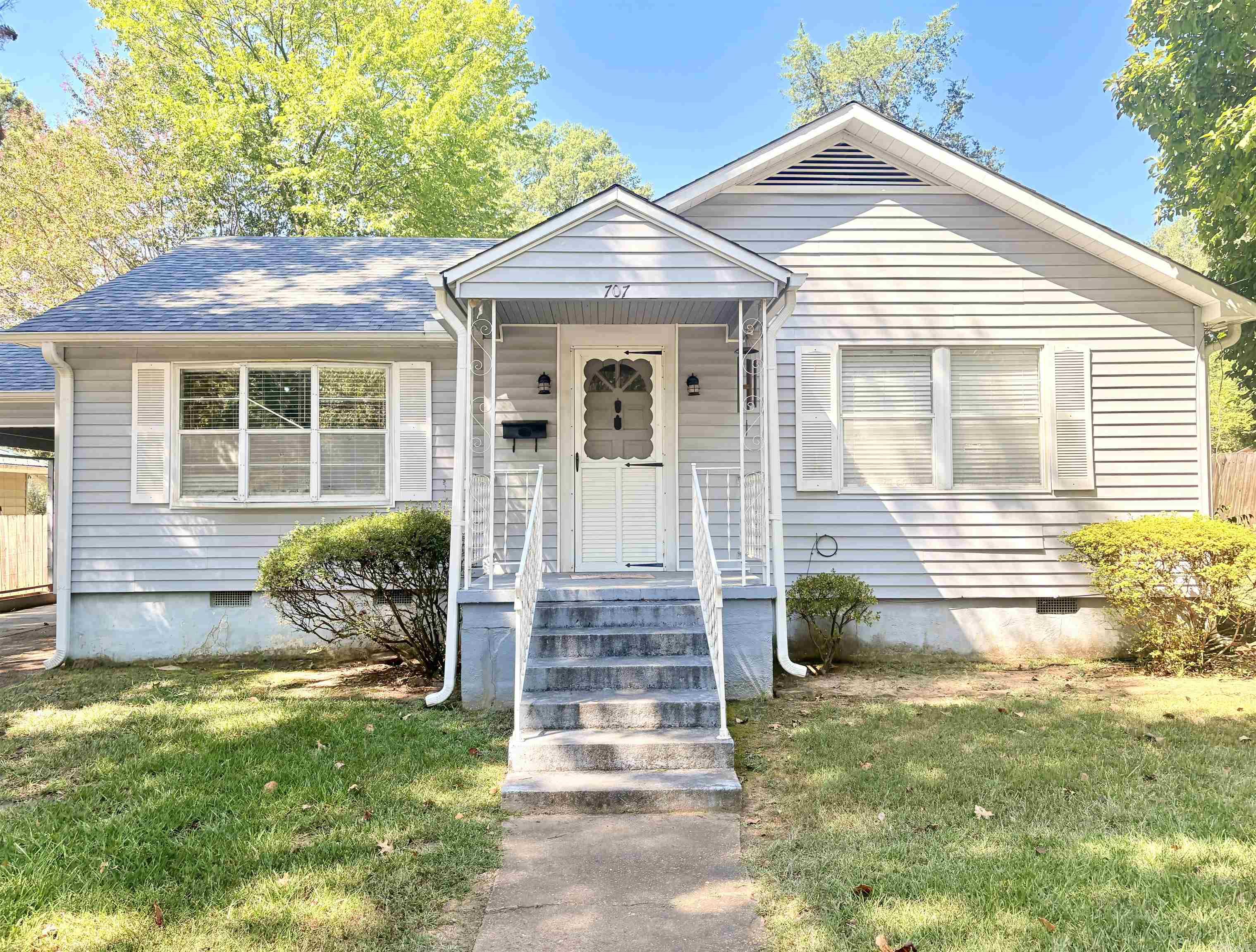707 N Cedar Street