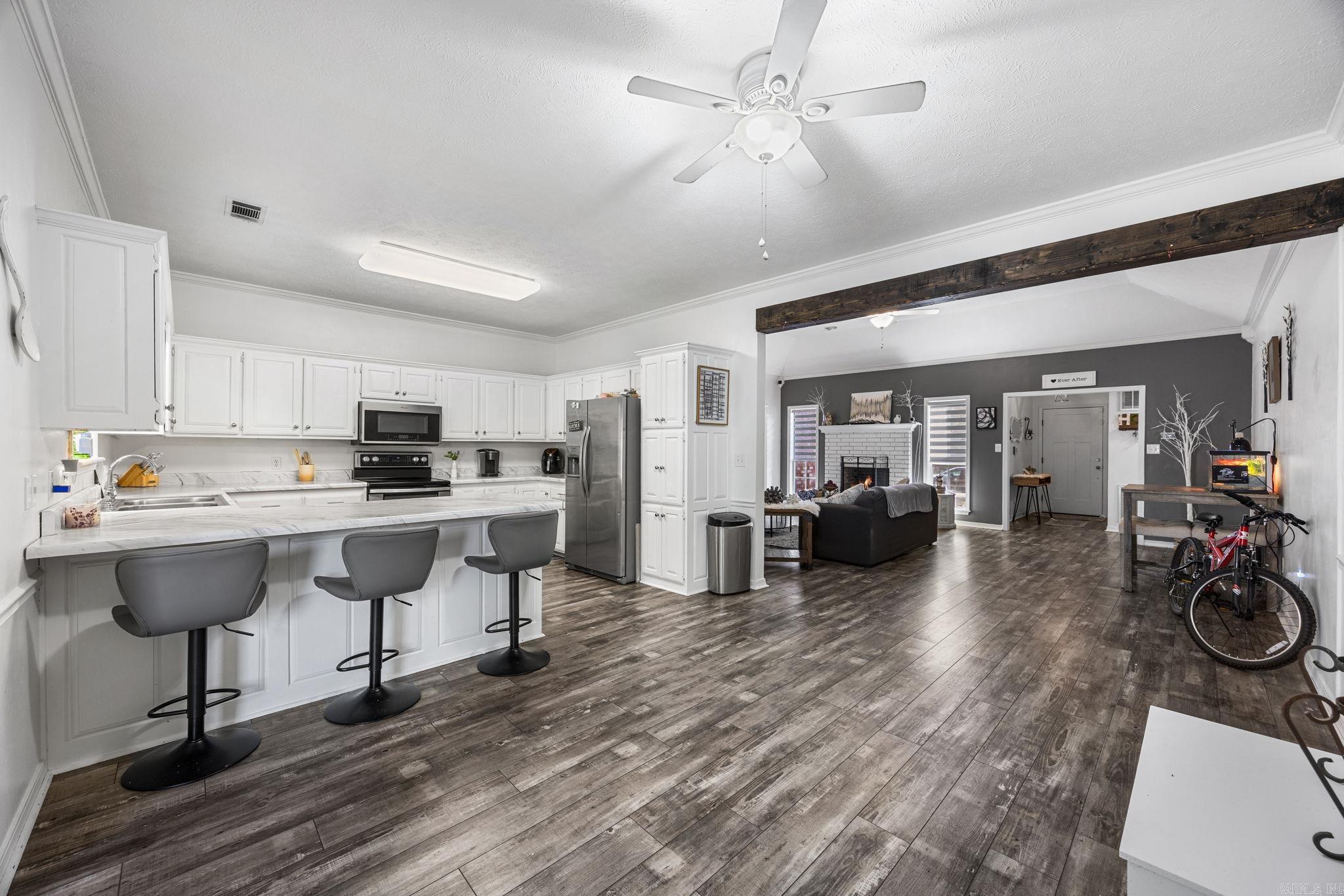 2314 Cattail Road