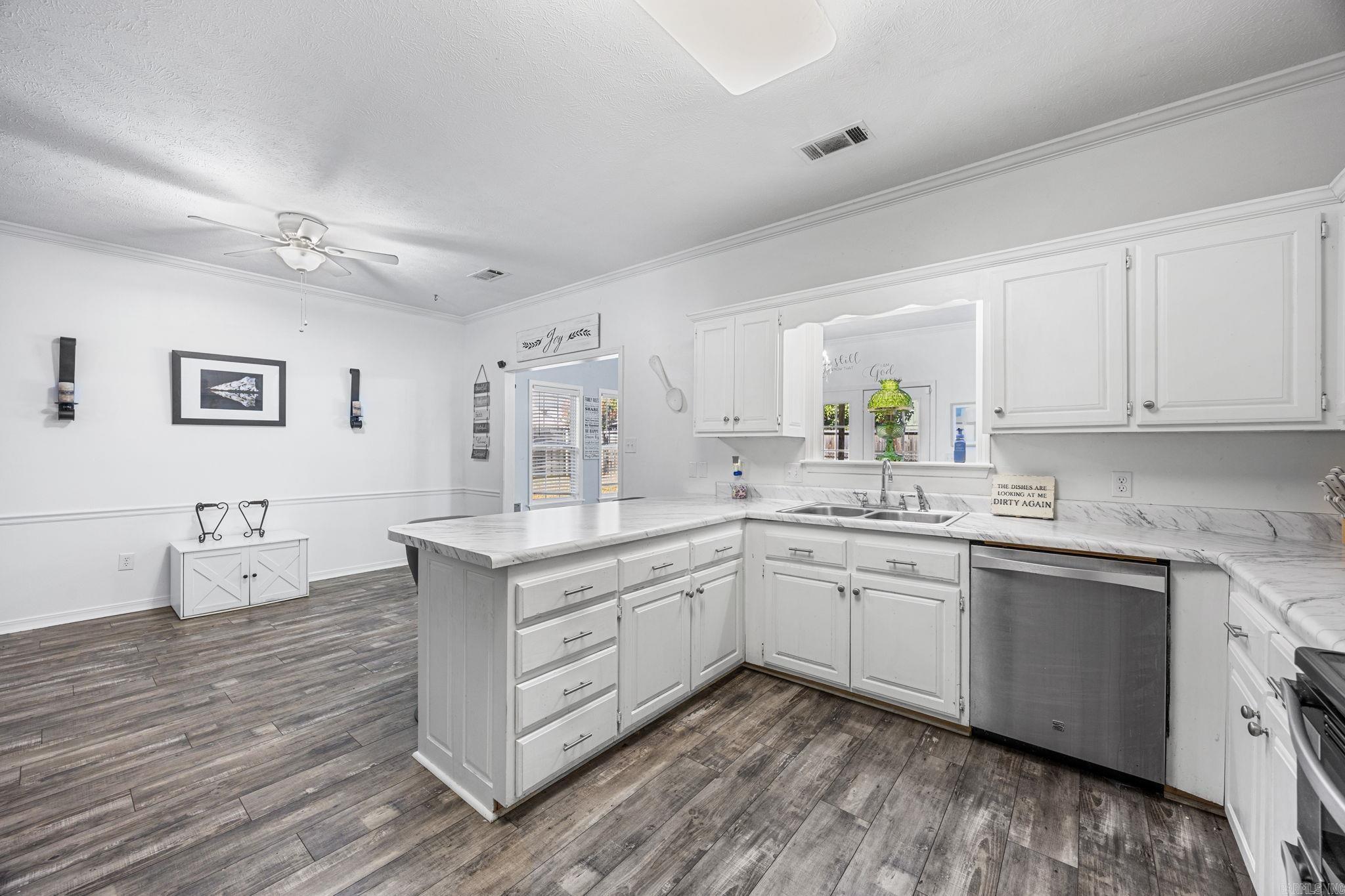 2314 Cattail Road