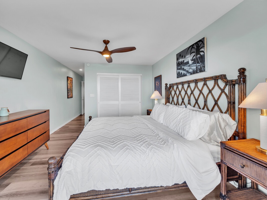 77-6585 SEAVIEW CIRCLE 206