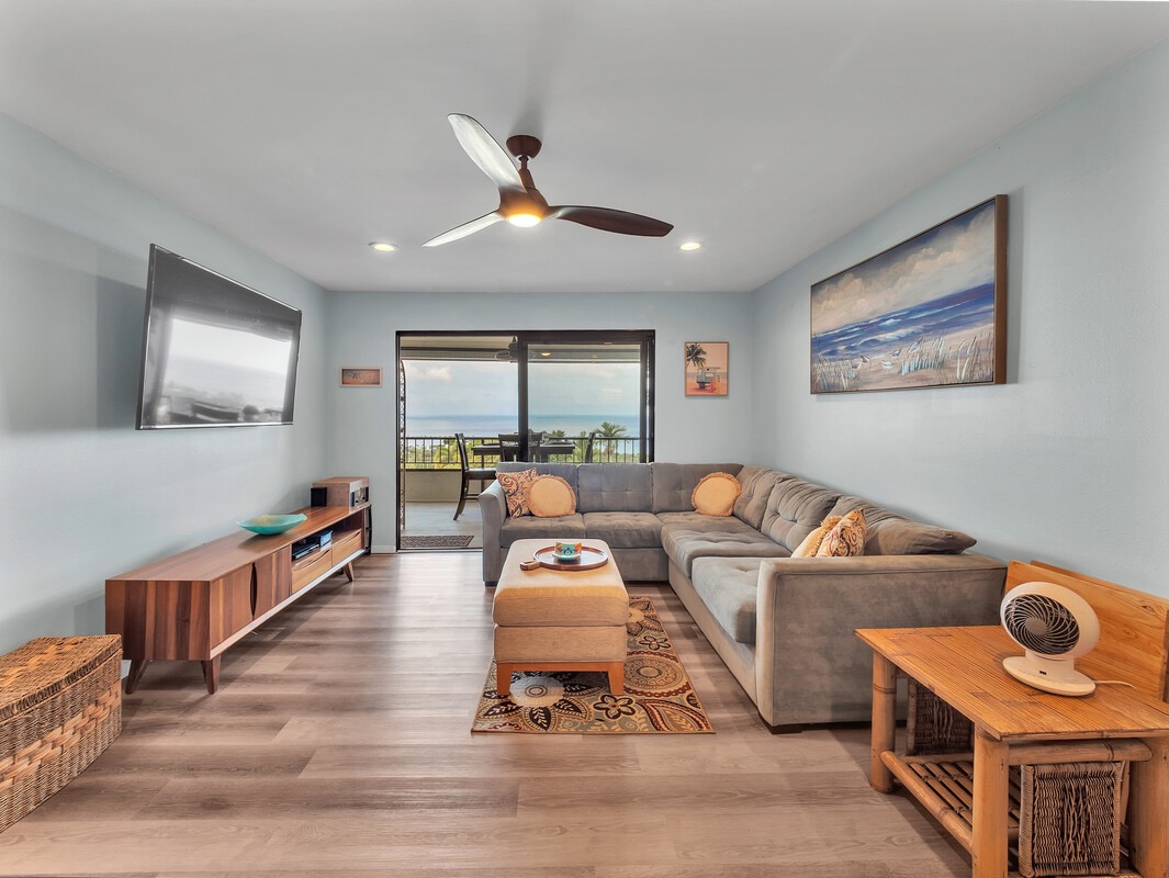 77-6585 SEAVIEW CIRCLE 206