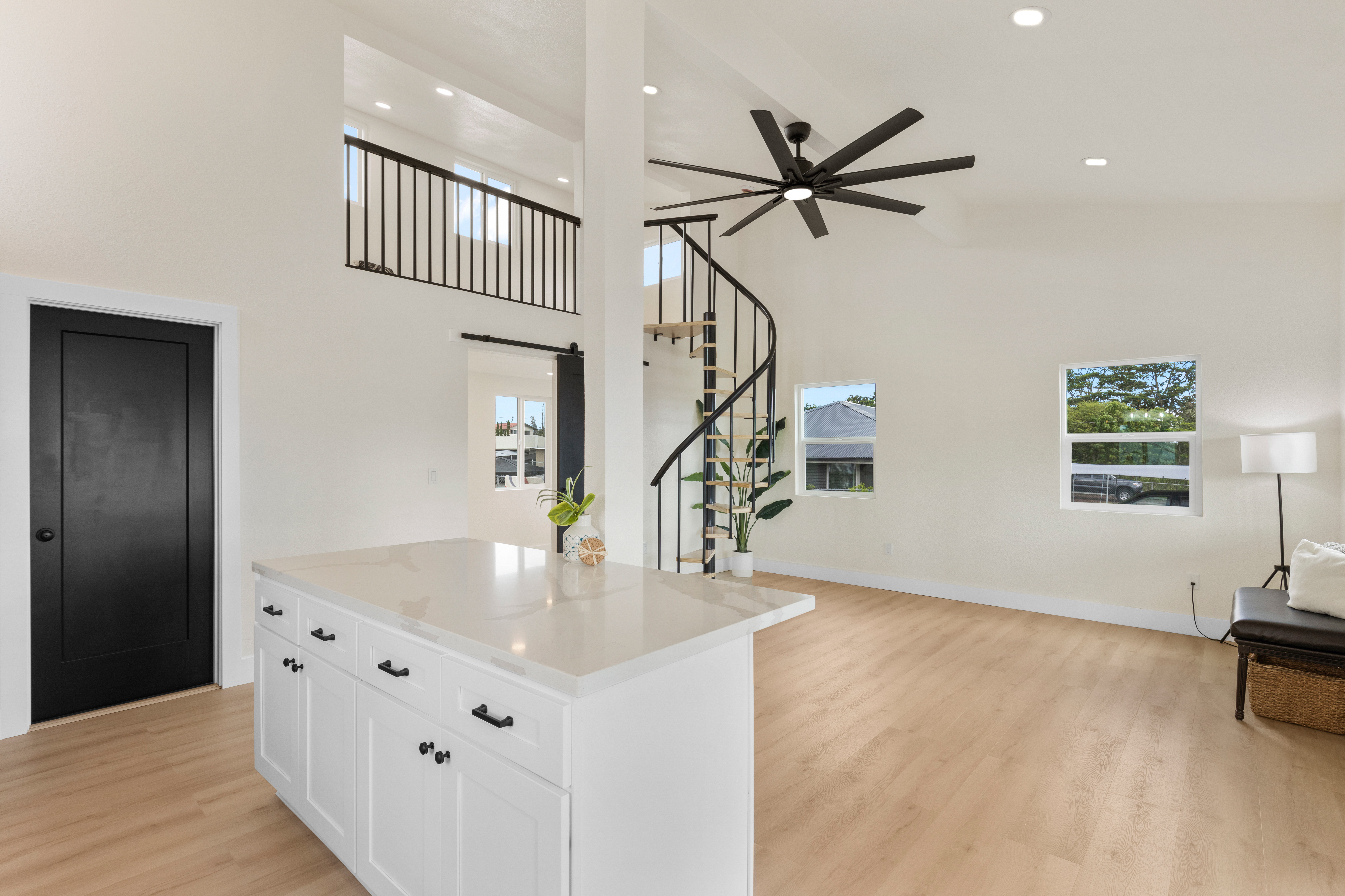 16-2078 MAUNA KEA DR