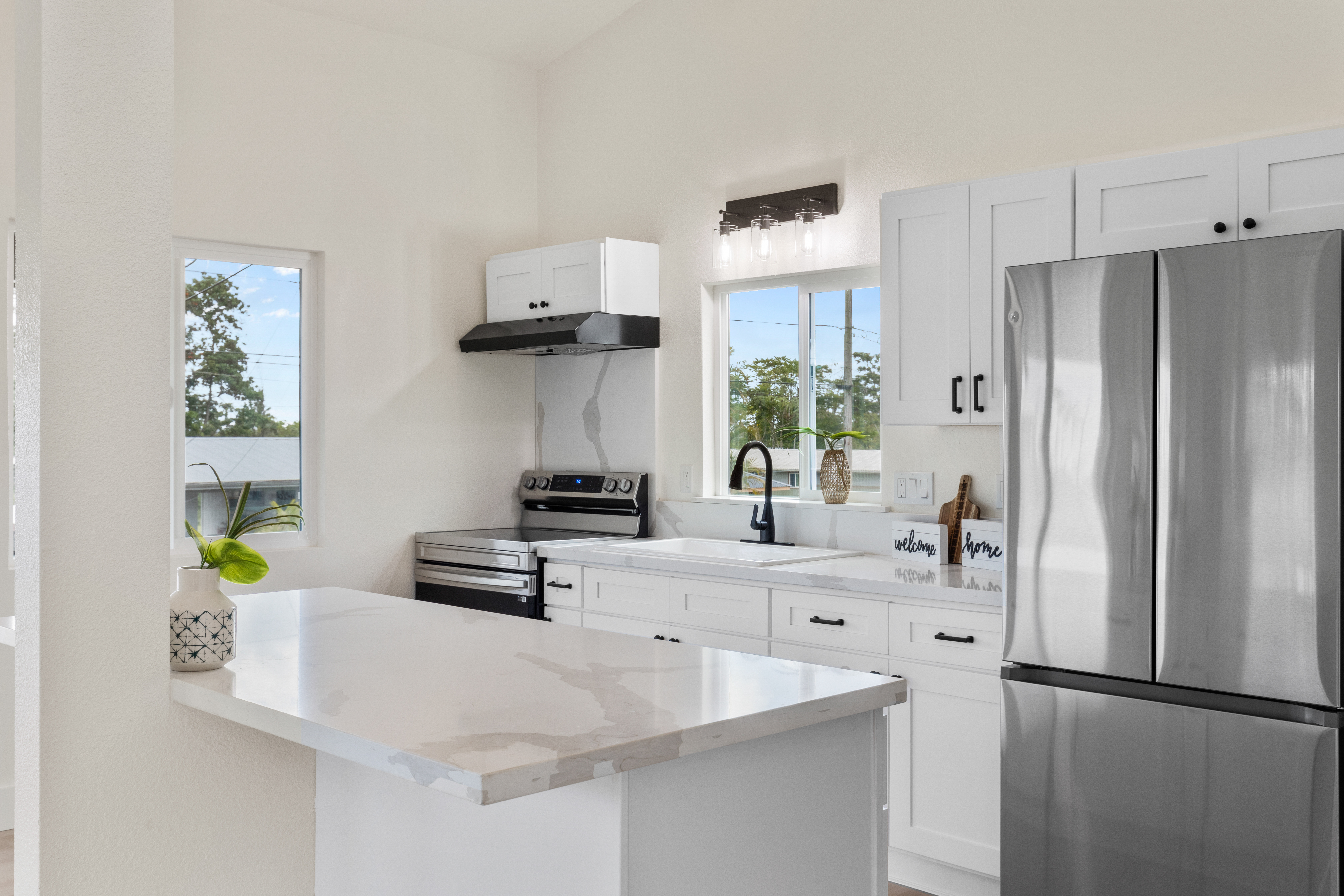 16-2078 MAUNA KEA DR