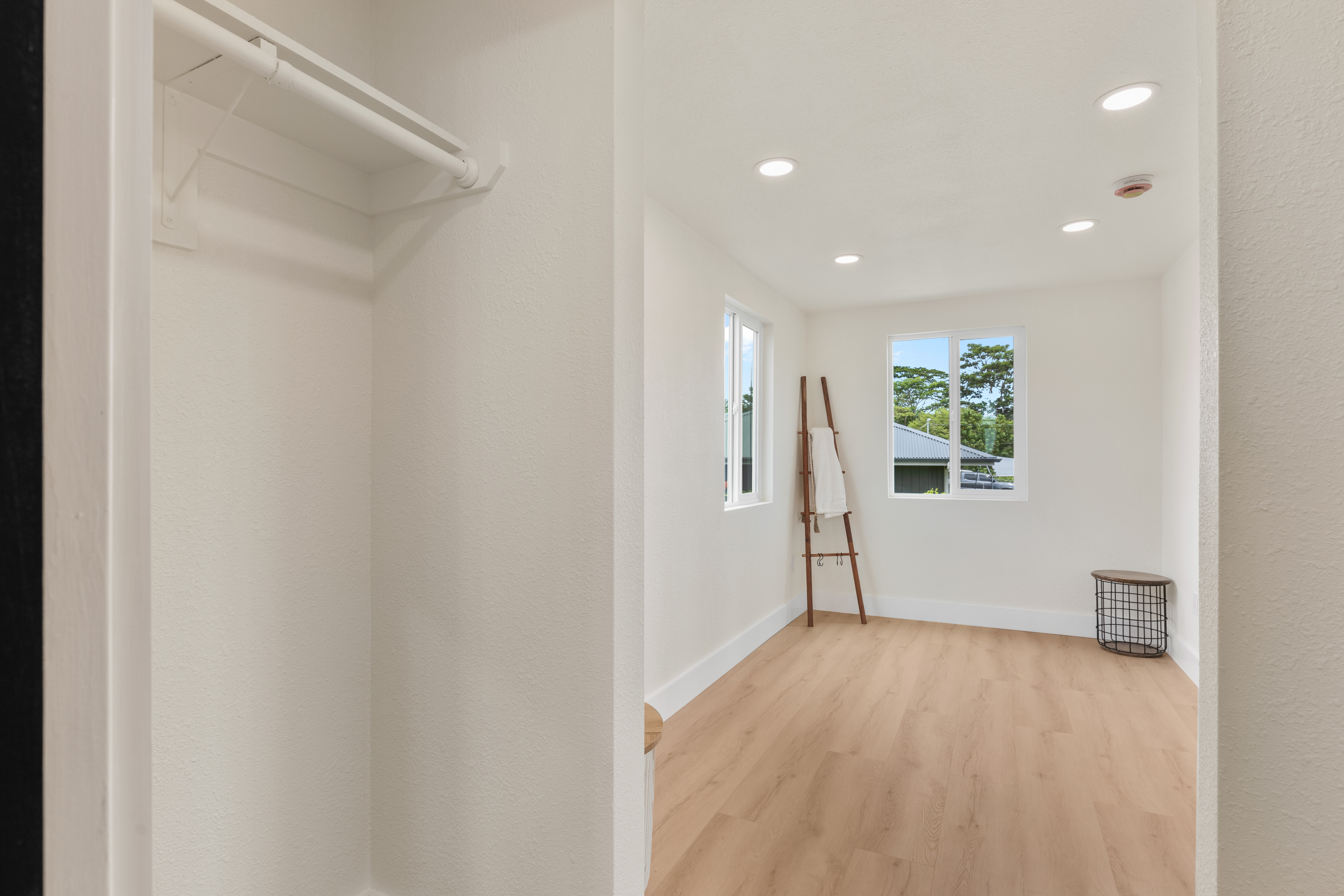 16-2078 MAUNA KEA DR