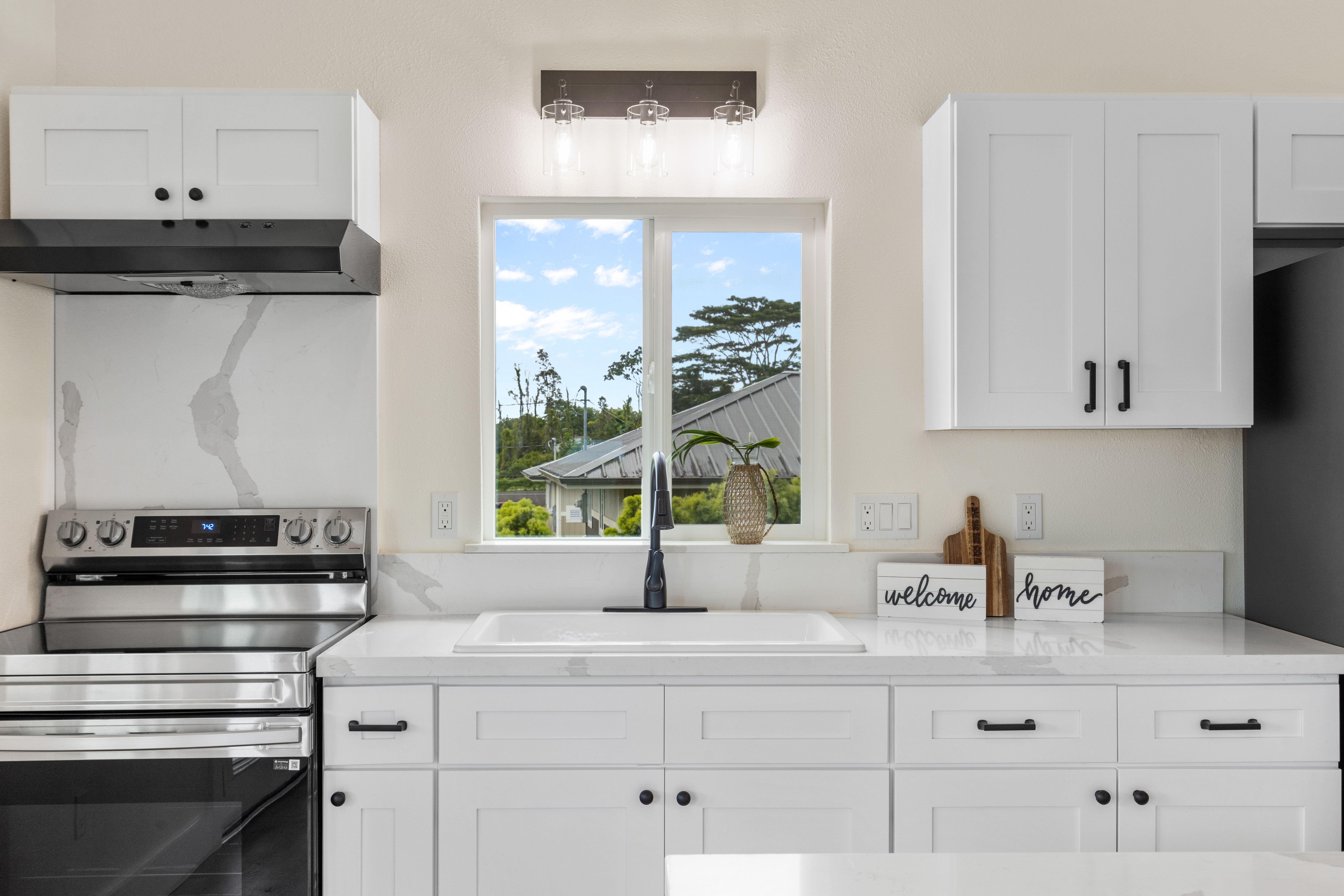 16-2078 MAUNA KEA DR