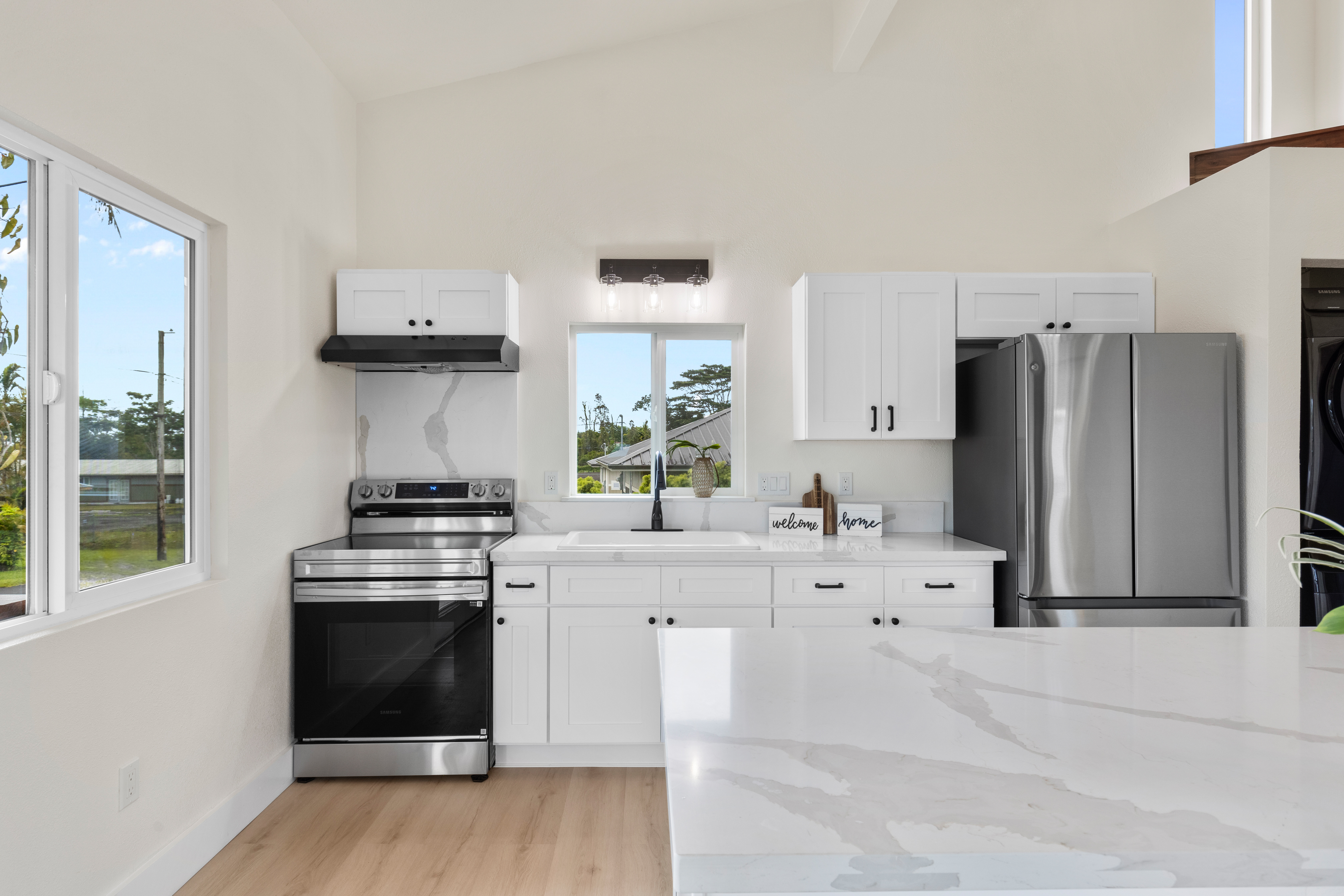 16-2078 MAUNA KEA DR