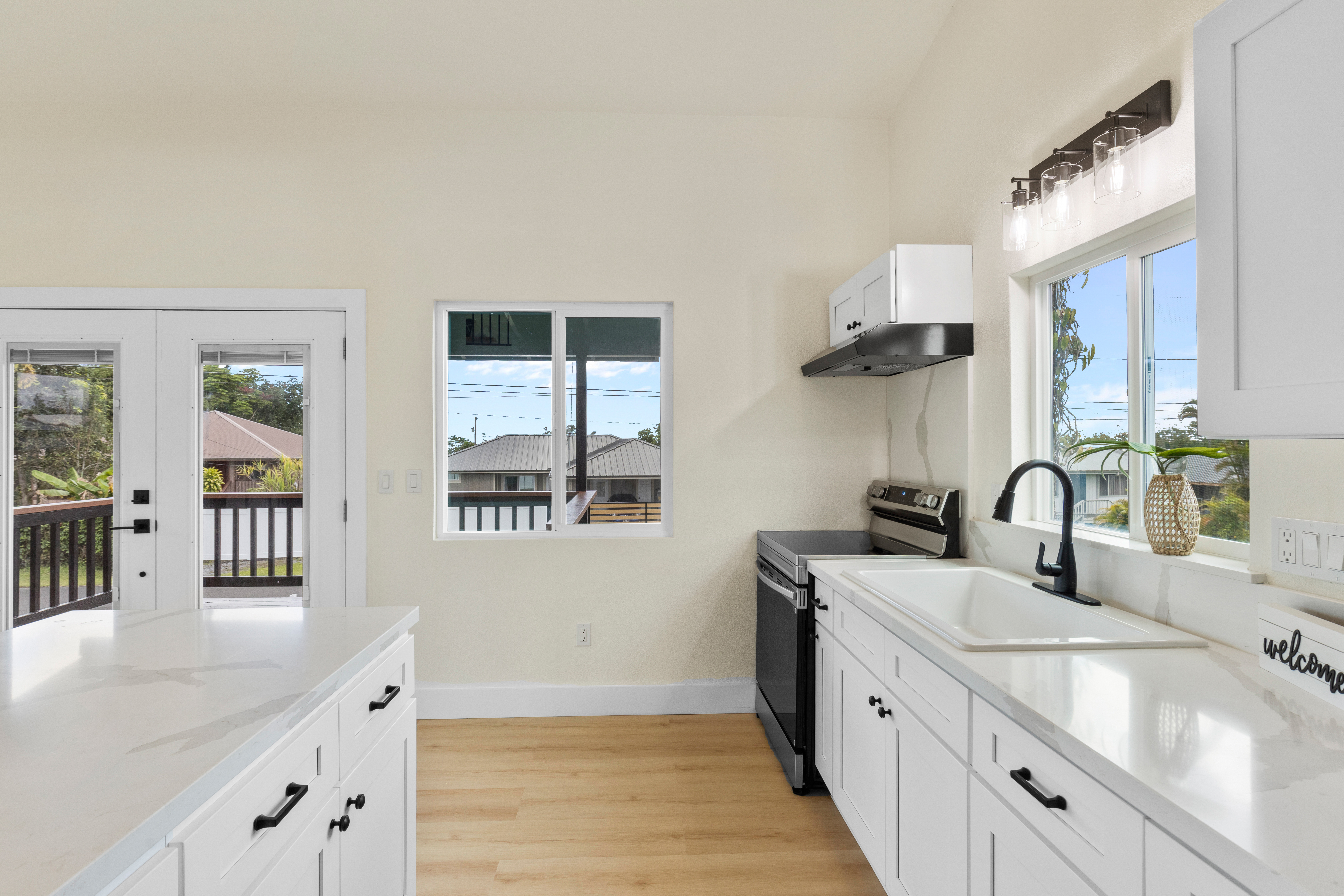 16-2078 MAUNA KEA DR