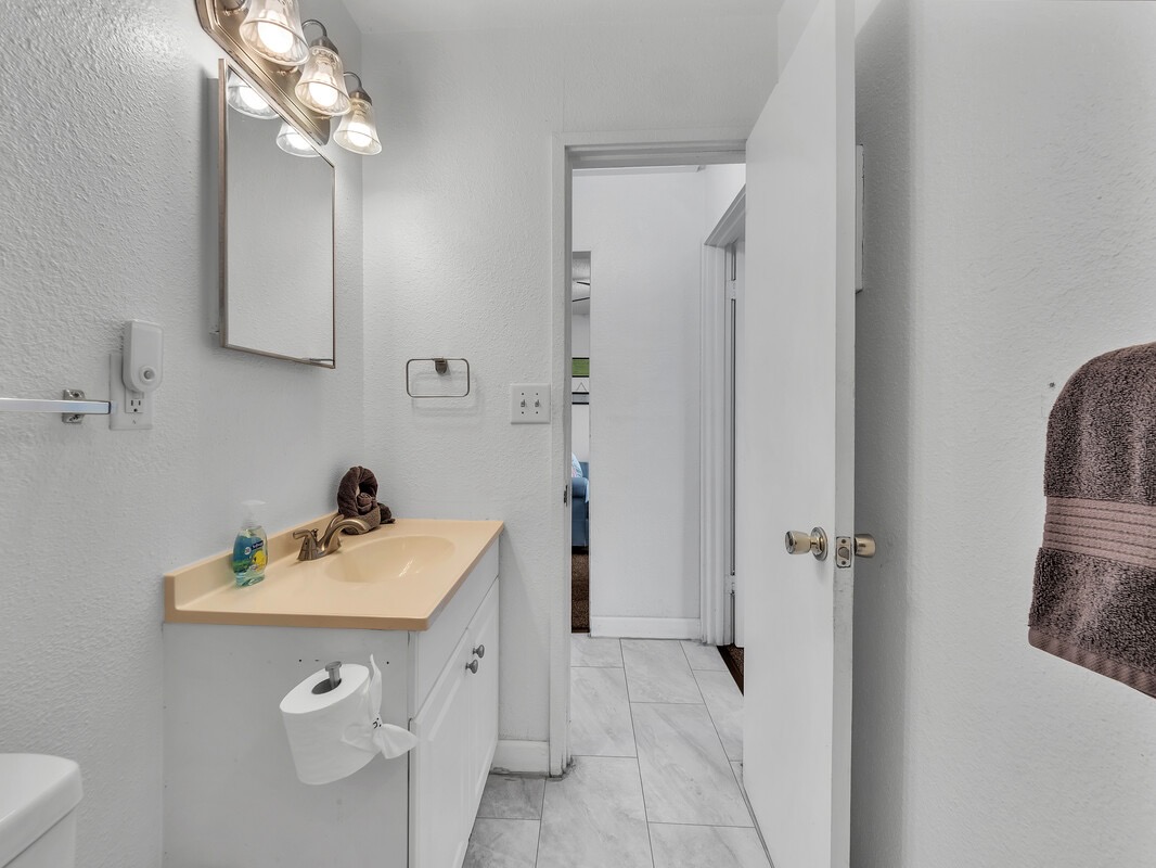 74-5618 PALANI RD L8