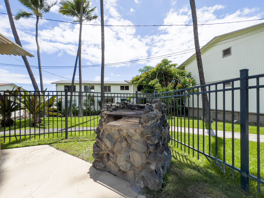 74-5618 PALANI RD L8