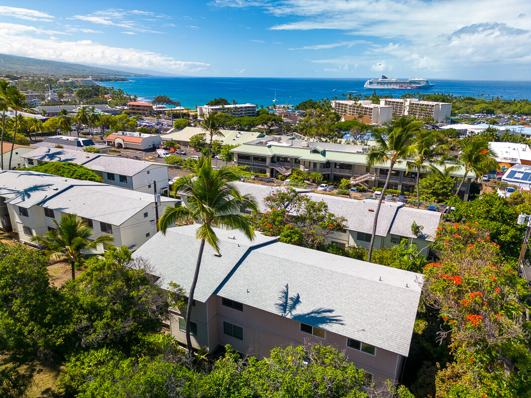 74-5618 PALANI RD L8