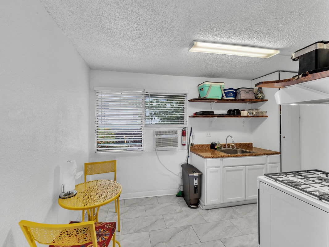 74-5618 PALANI RD L8