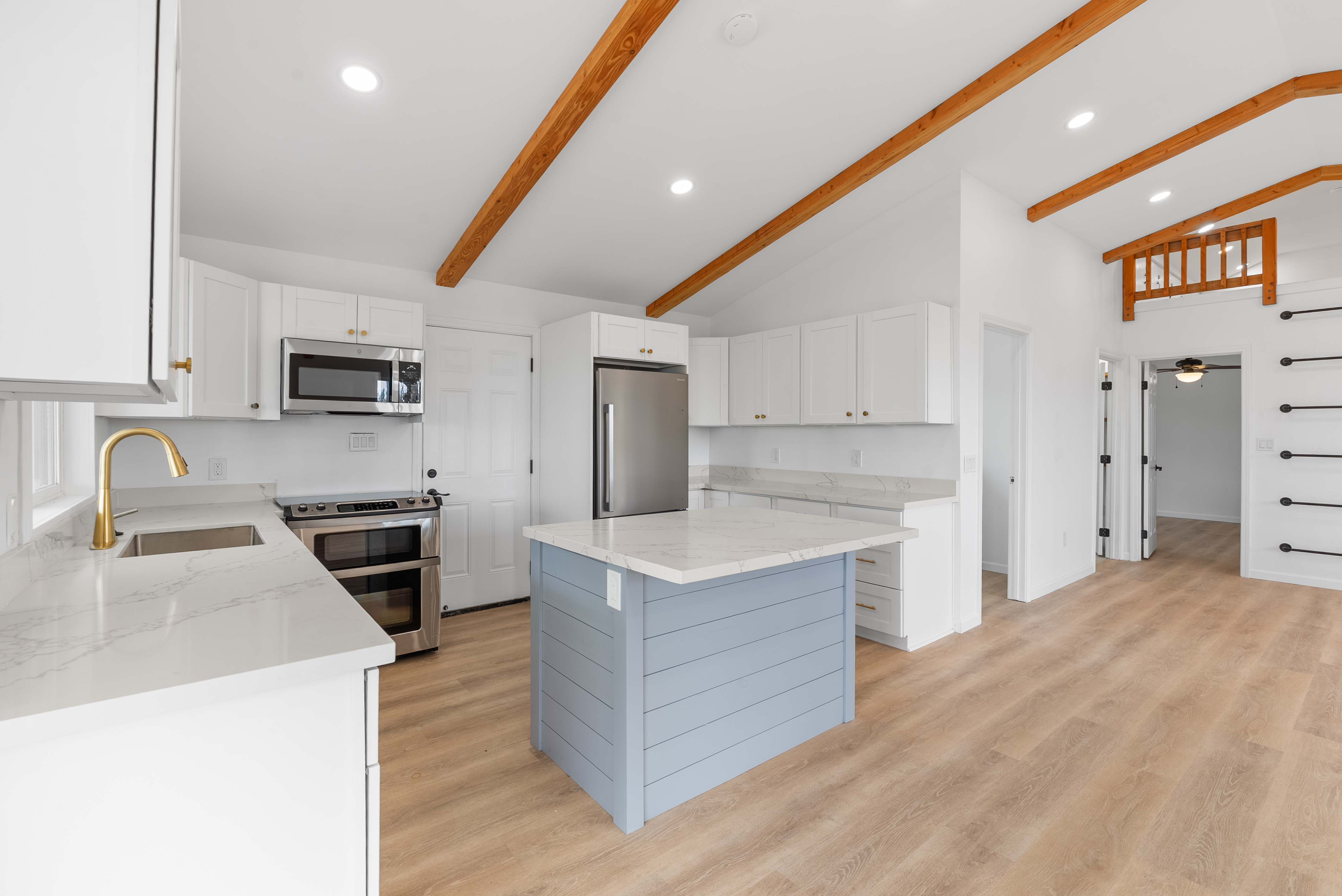 92-9043 LEILANI PKWY