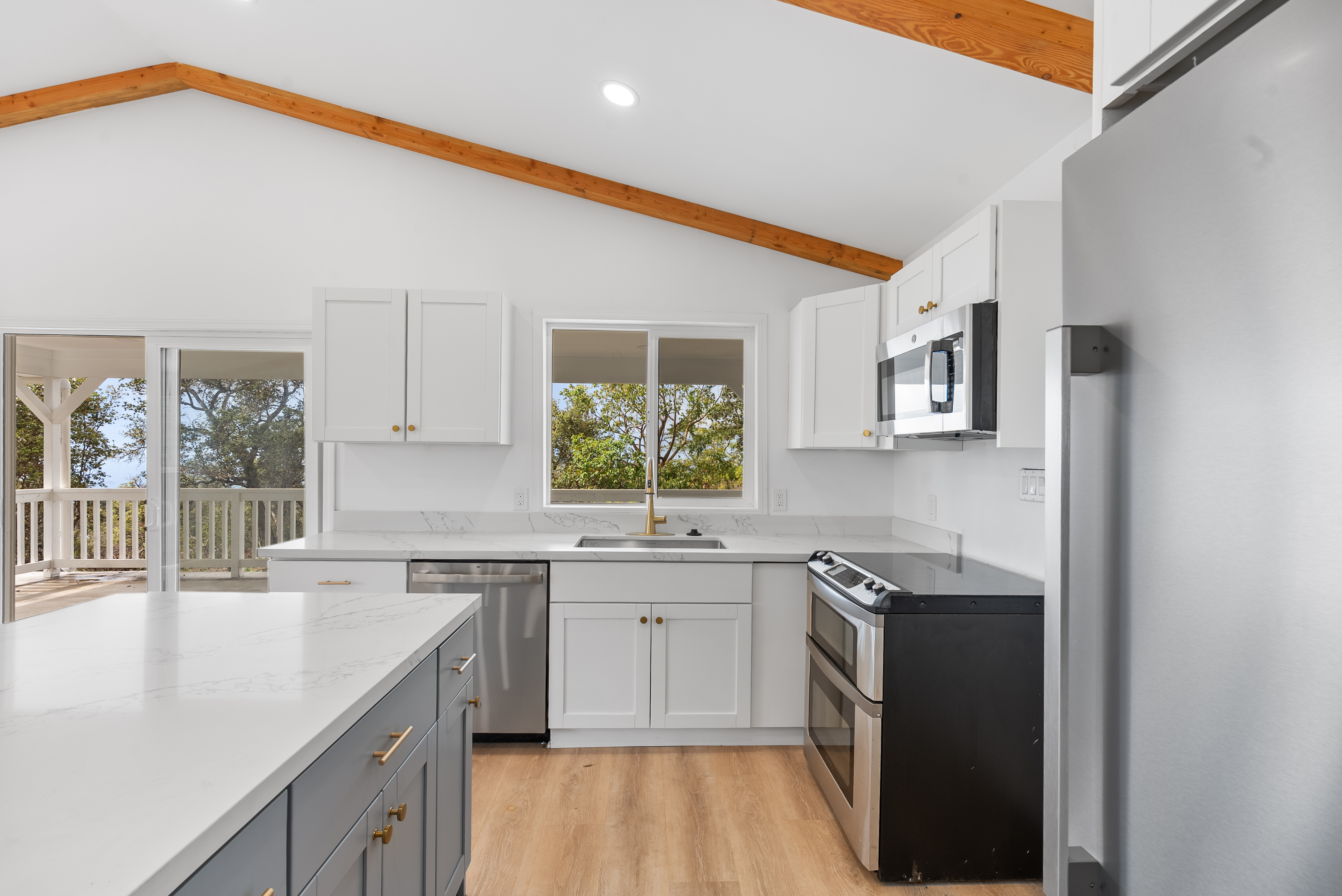 92-9043 LEILANI PKWY