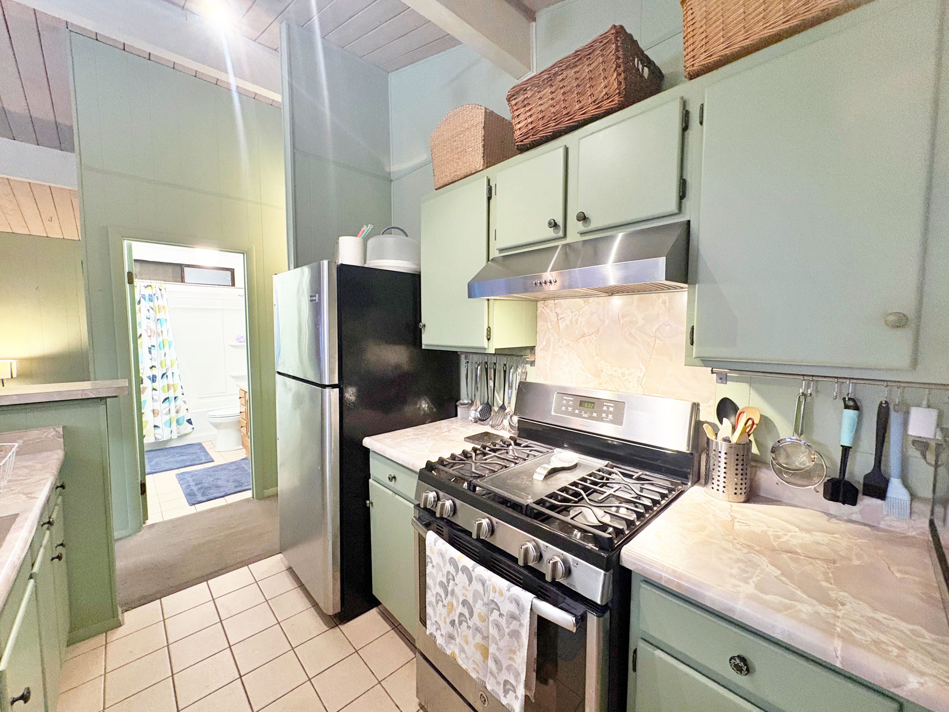 92-8398 TIKI LN