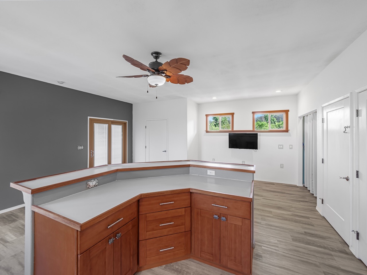 92-1755 PRINCESS KAIULANI BLVD