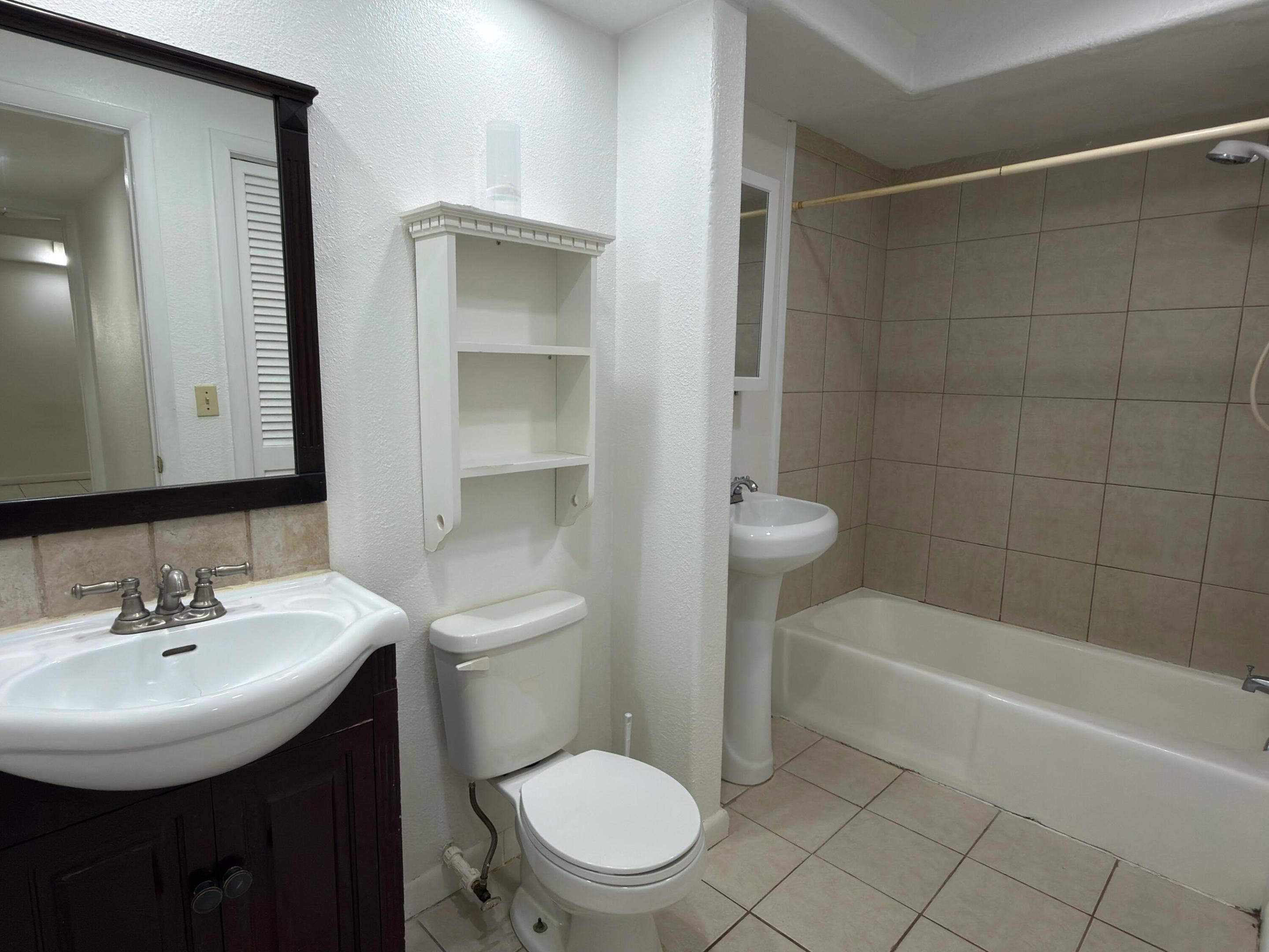 636 NW 13th Street 0140