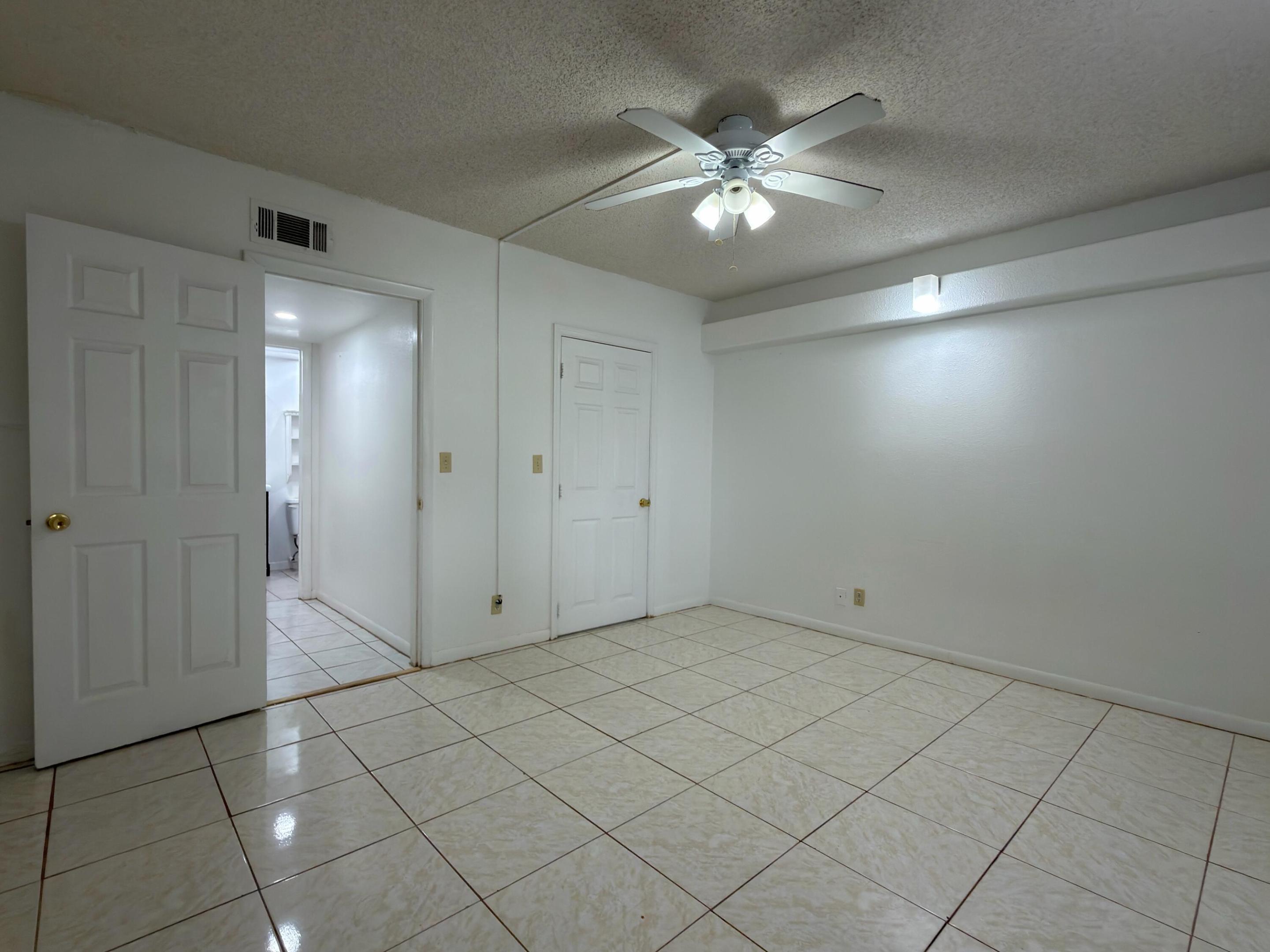 636 NW 13th Street 0140