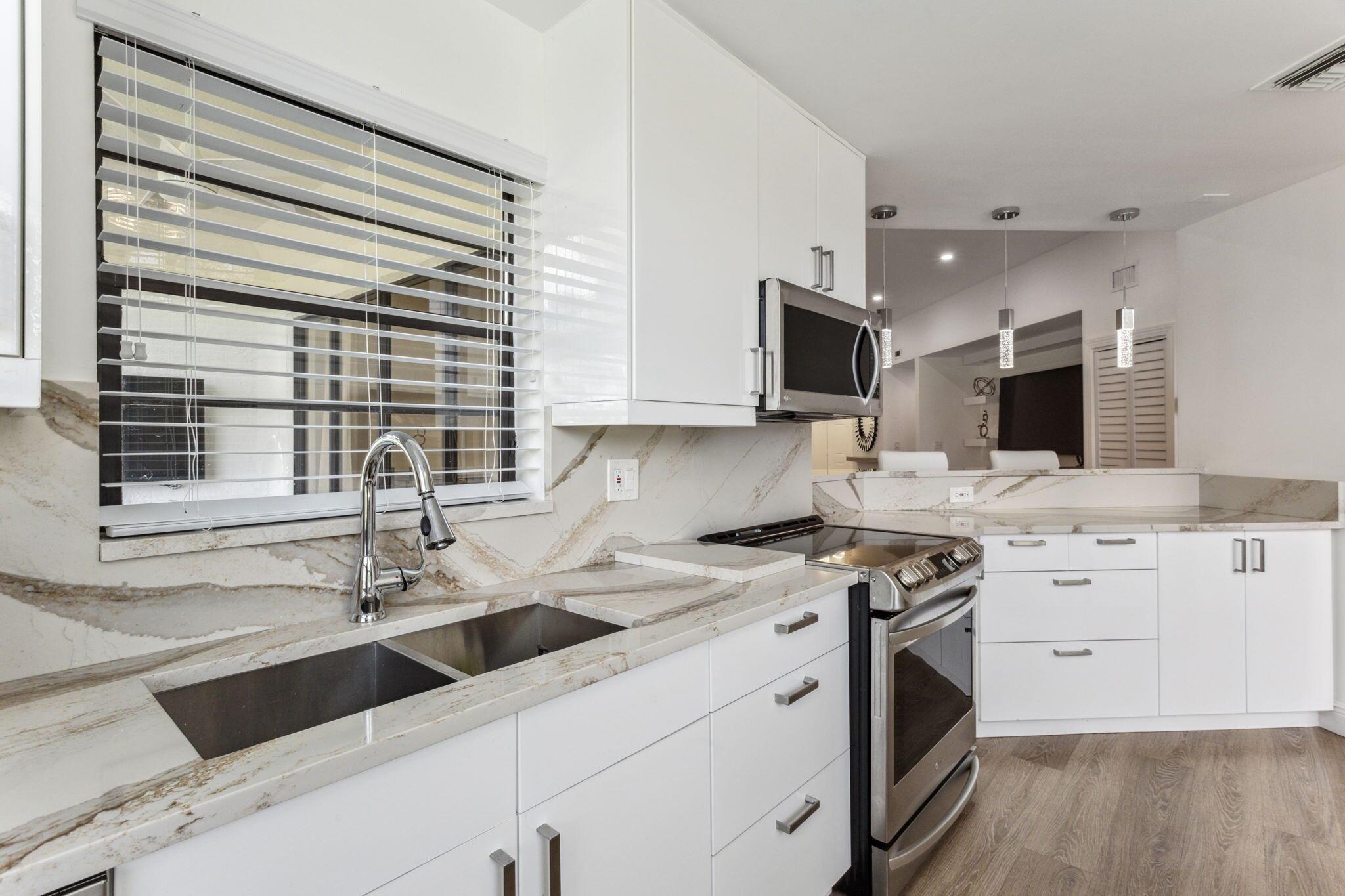 7460 La Paz Boulevard 106