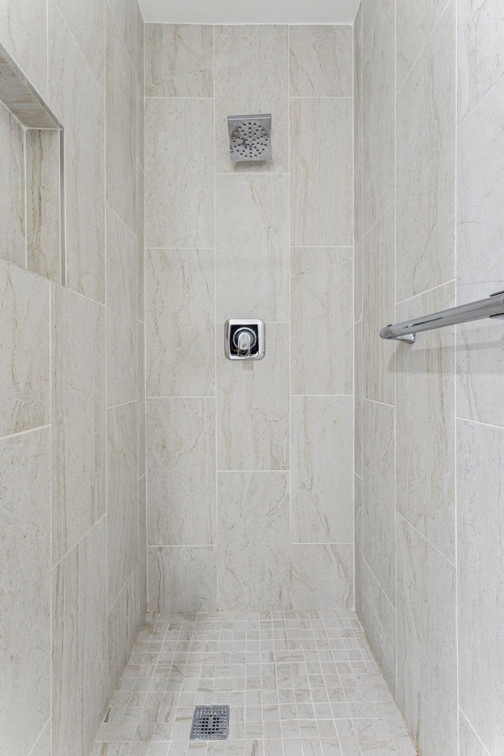 7460 La Paz Boulevard 106