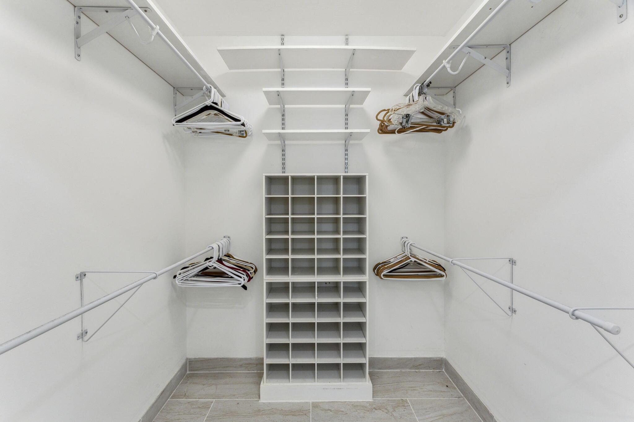 7460 La Paz Boulevard 106