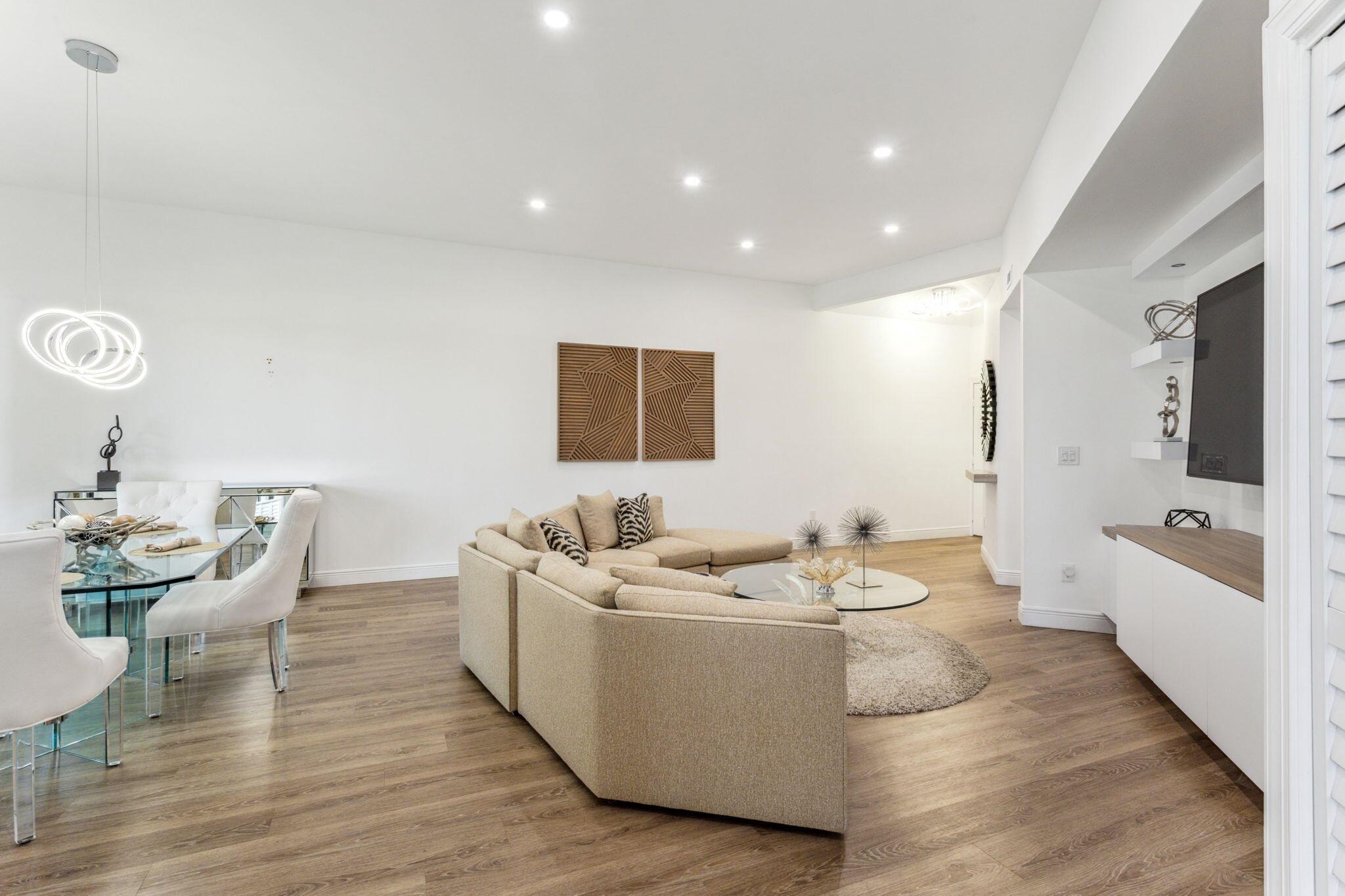 7460 La Paz Boulevard 106