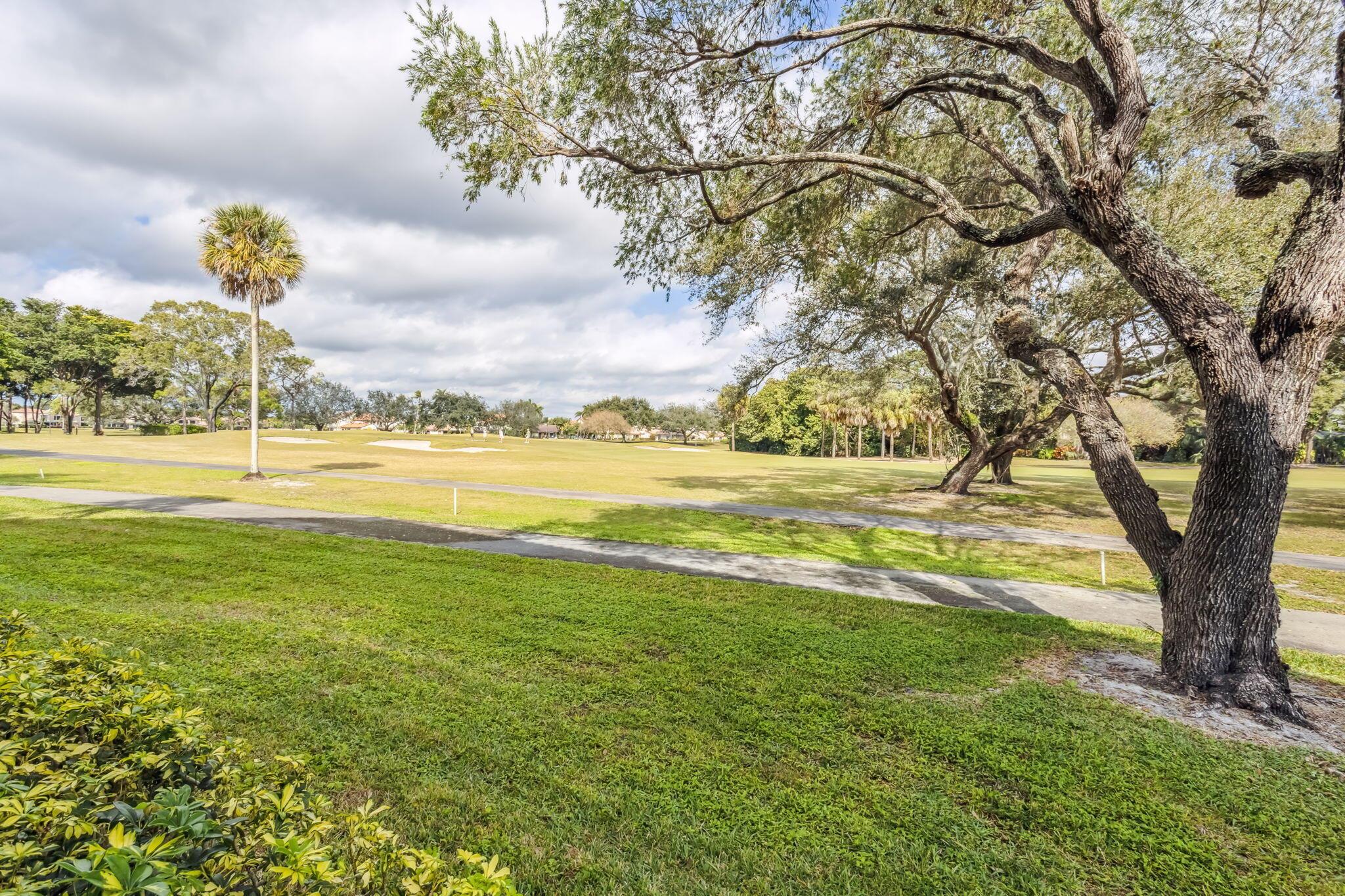 7460 La Paz Boulevard 106