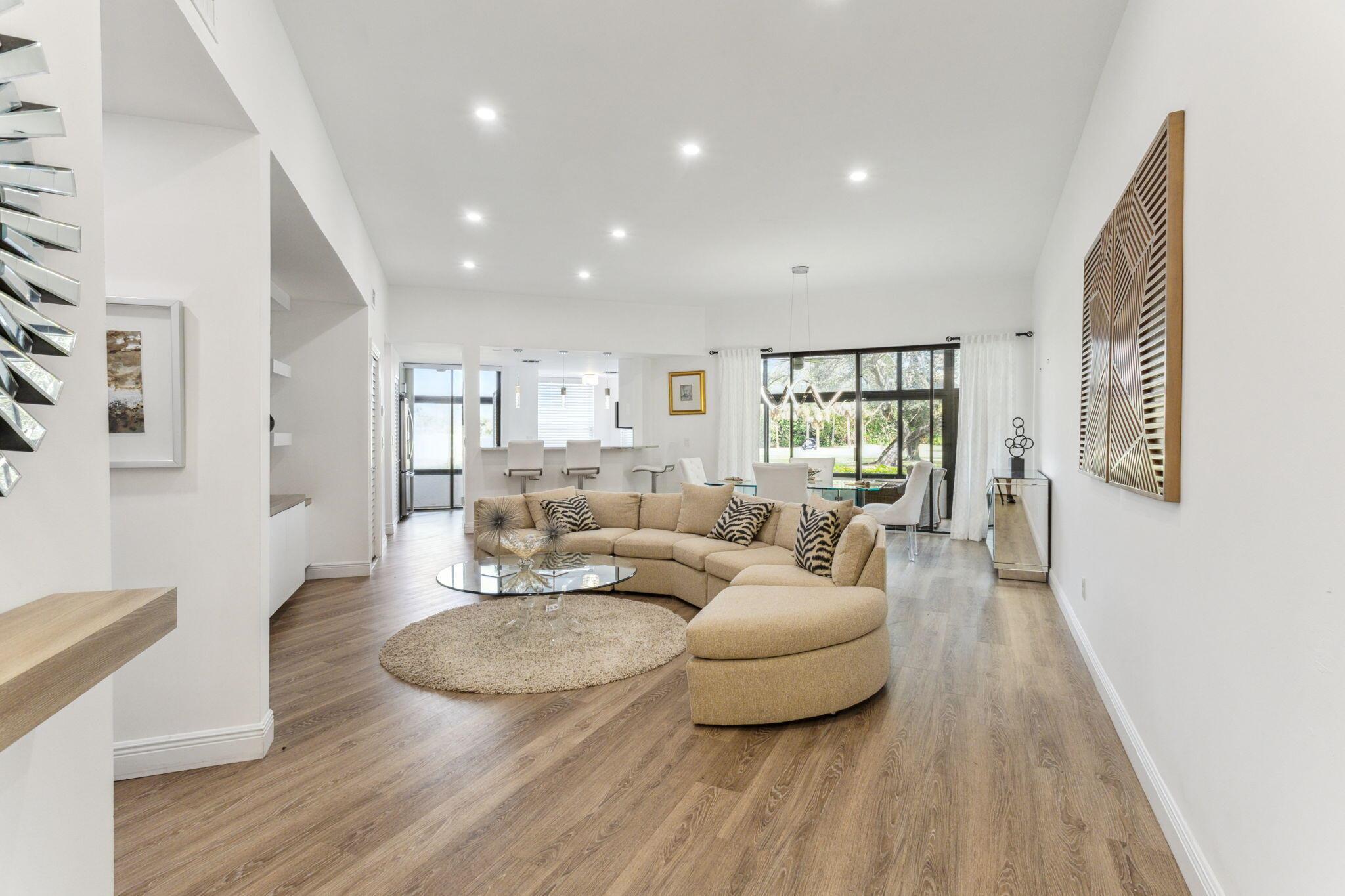 7460 La Paz Boulevard 106