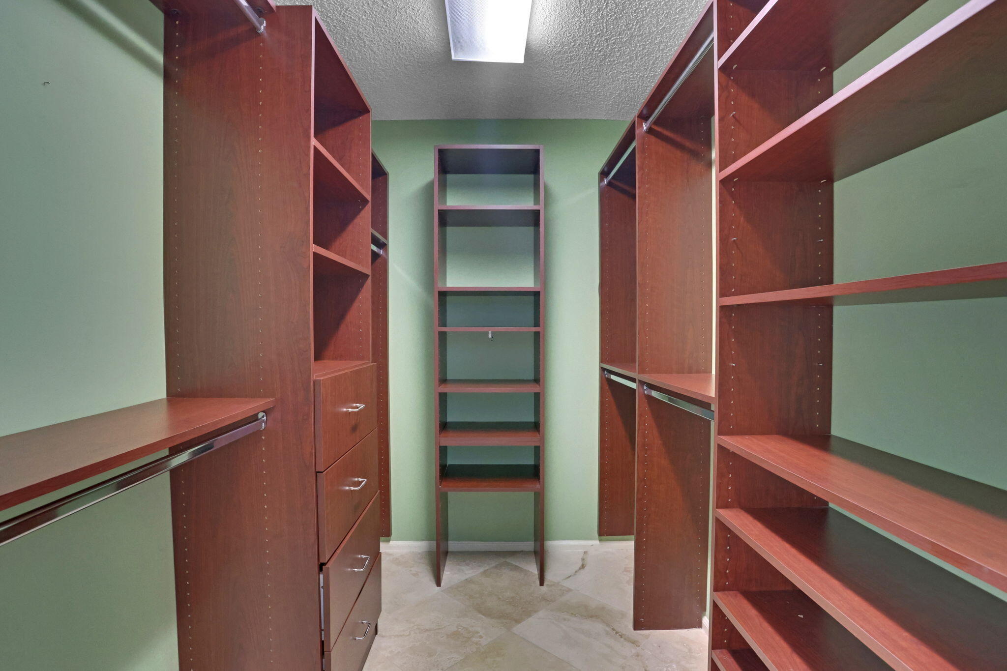 17634 Lake Park Rd. Road